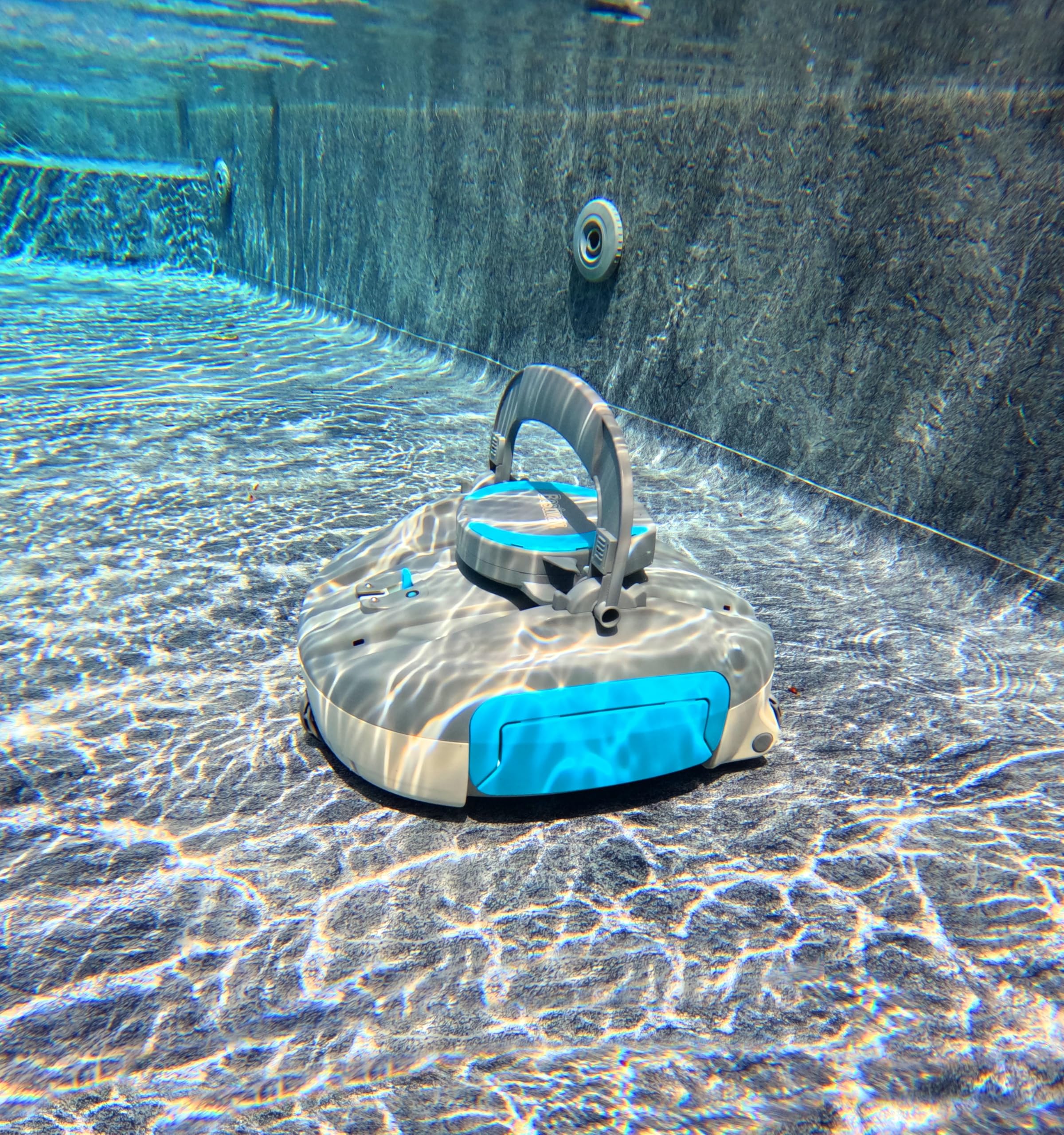 Robot piscine - Bestway - Agate - Rechargeable et autonome - 15m²