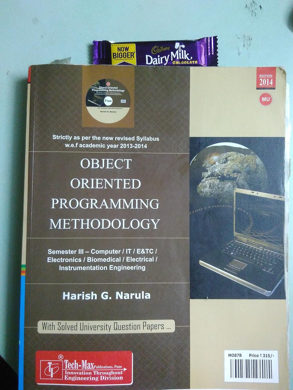 Object oriented programming methodology-Techmax : Amazon.in: Books