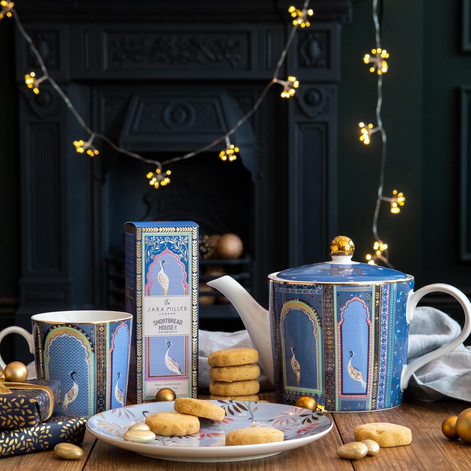 Sara Miller India Cake Plates, Set of 4 - 8 Inch Fine China Dessert Plates with 22ct Gold, British Tableware Featuring Exotic Wildlife & Architecturally Inspired Designs - Great for Afternoon Brunch