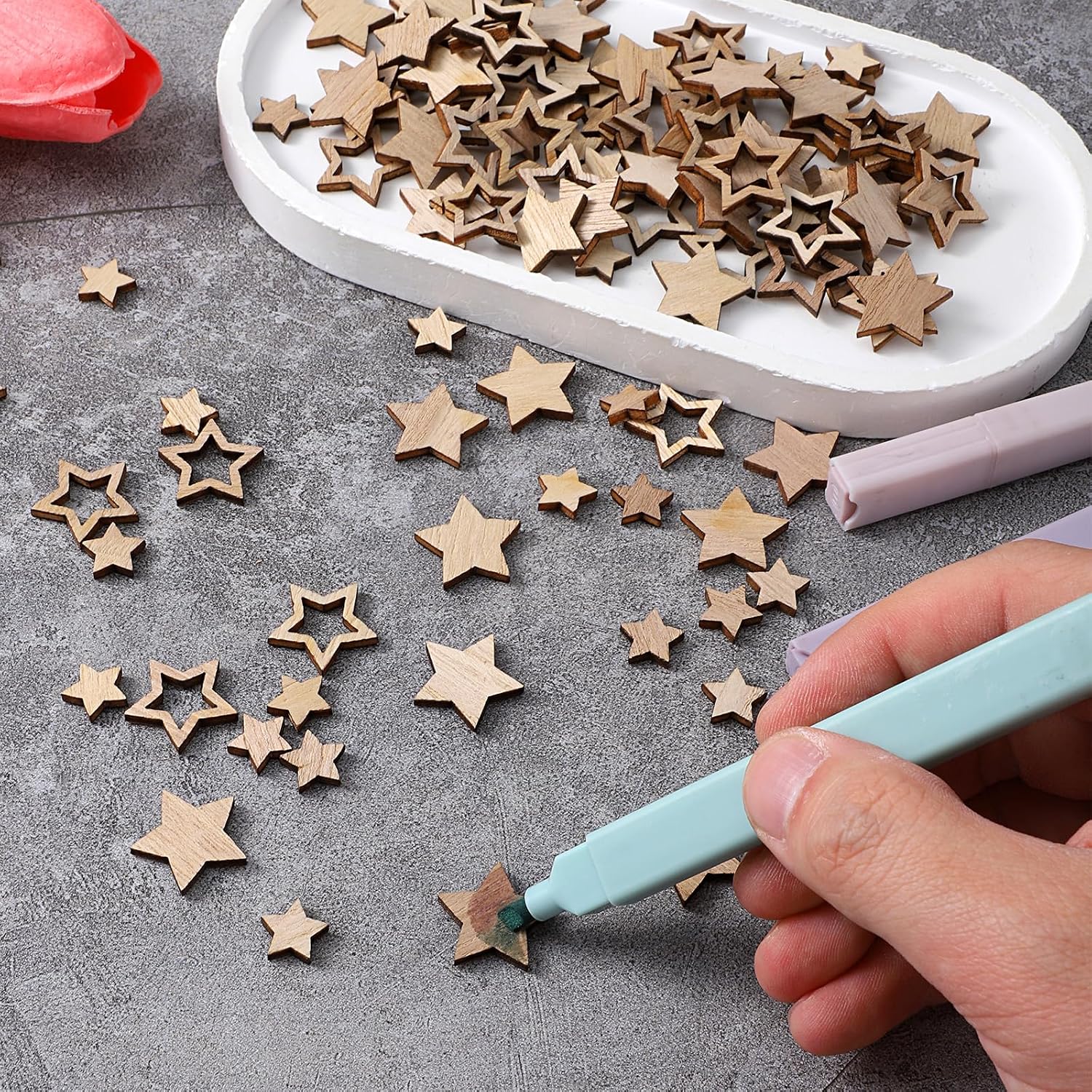 100 Pcs Wooden Stars for Crafts Hollow Star Shape Natural Wooden Cutouts Ornaments Laser Cut Unfinished Small Ornaments Decorating Painting Wood Cutouts for Christmas Party Wedding