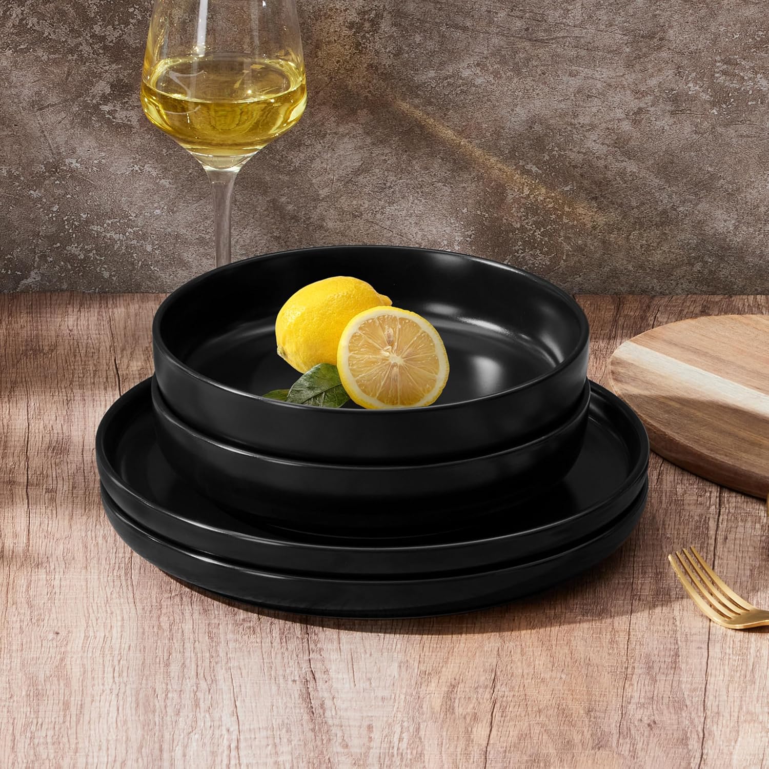 E-far Pasta Bowls Set of 4-35oz Ceramic Large Serving Salad Bowls, Wide & Shallow Stoneware Pasta Plates for Salad, Soup, Dinner| Dishwasher & Microwave Safe | Matte Black - Image 4