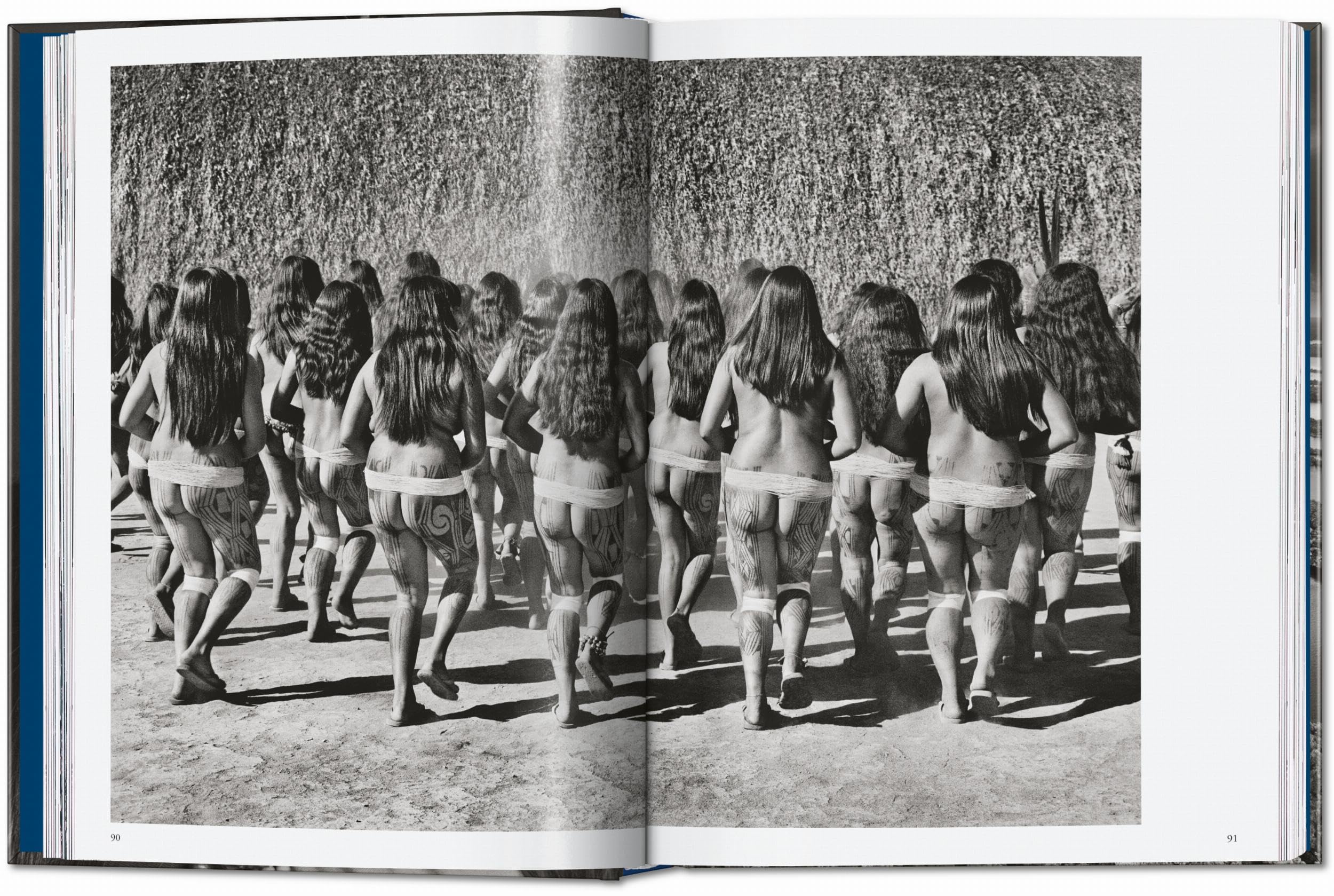 Sebastião Salgado. Amazônia. 45th Ed.
