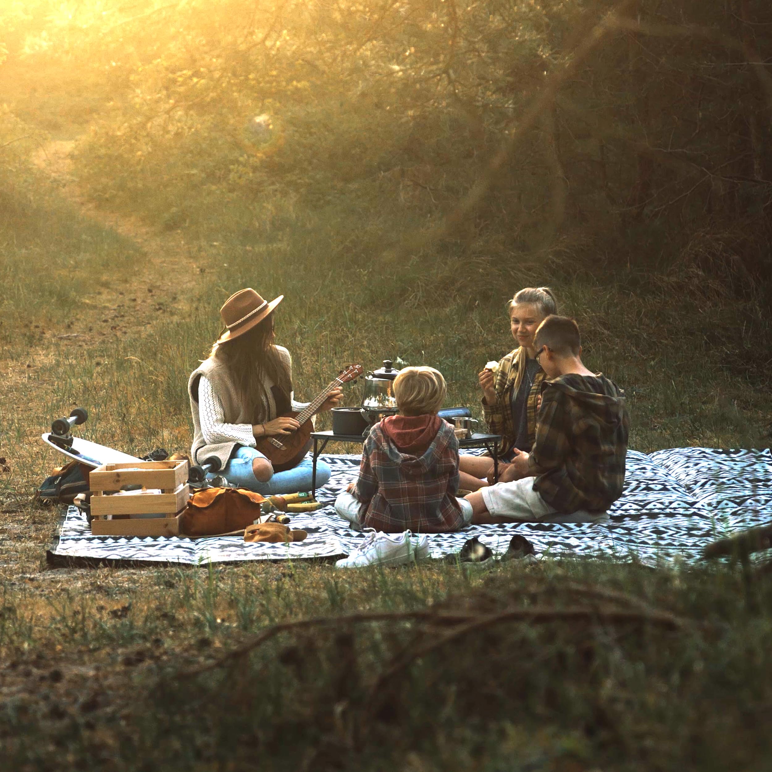 EVOCAMP Outdoor Teppich 250x400 cm, Kunststoffteppich, wetterfest und leicht - 3,6 kg, Picknickdecke für den Outdoor-Bereich, Vorzeltteppich aus Kunststoff-Fasern