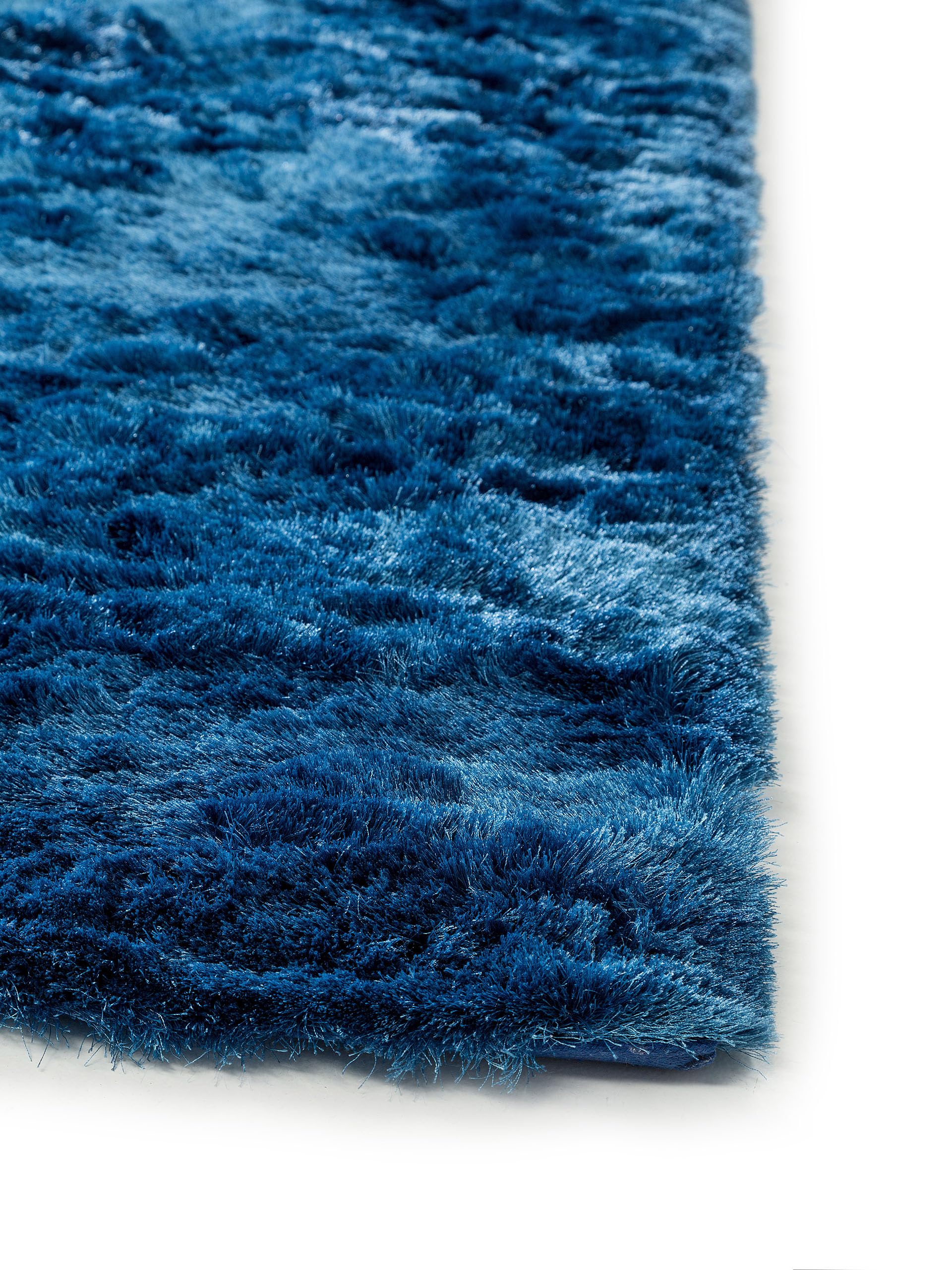 benuta Nest Whisper Hoogpolig tapijt, zwart, 80 x 150 cm, zacht tapijt voor slaap- en woonkamer, onderhoudsvriendelijk, geschikt voor vloerverwarming