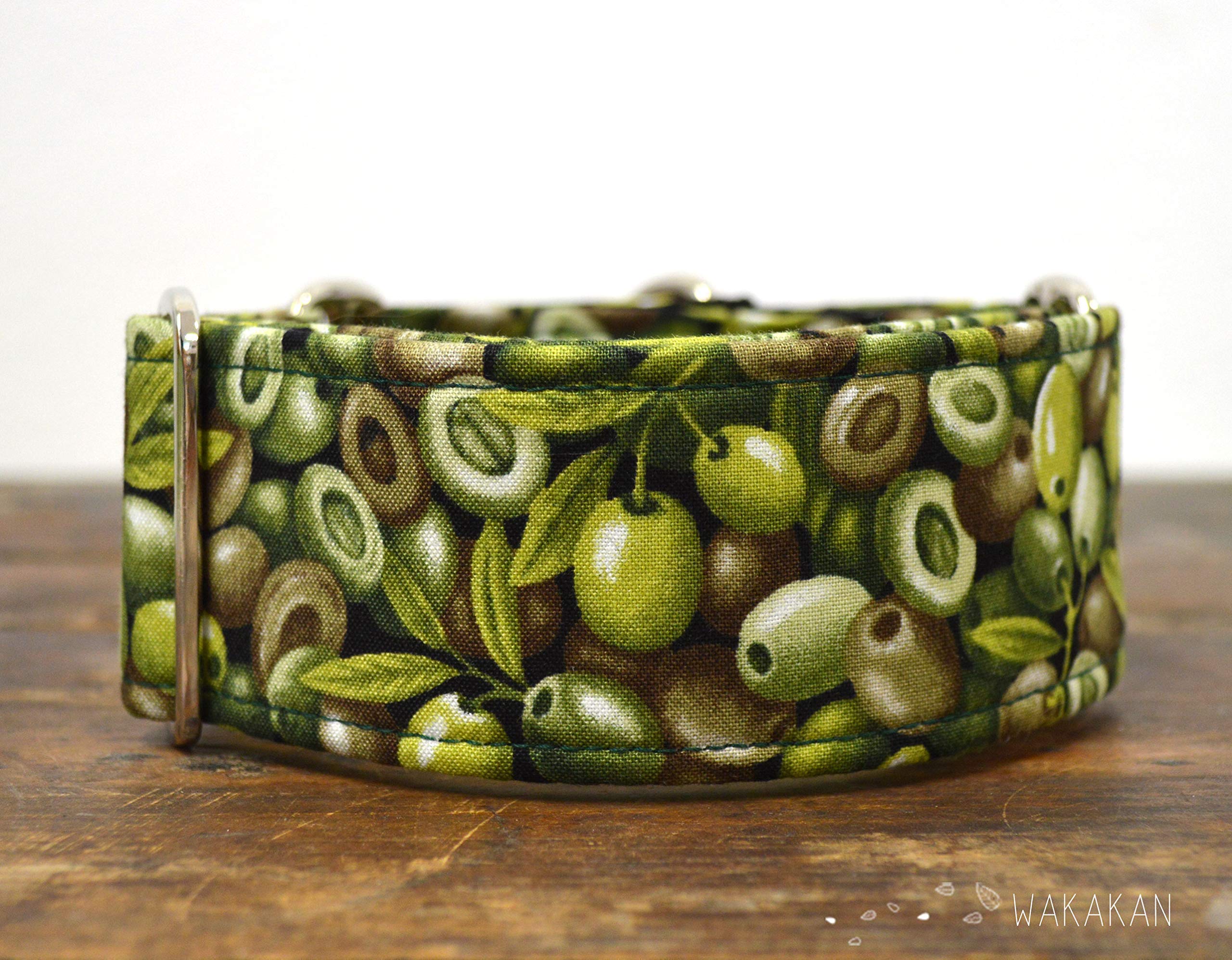 Collar Martingale Para Perro: Olives, Hecho a Mano en España por Wakakán