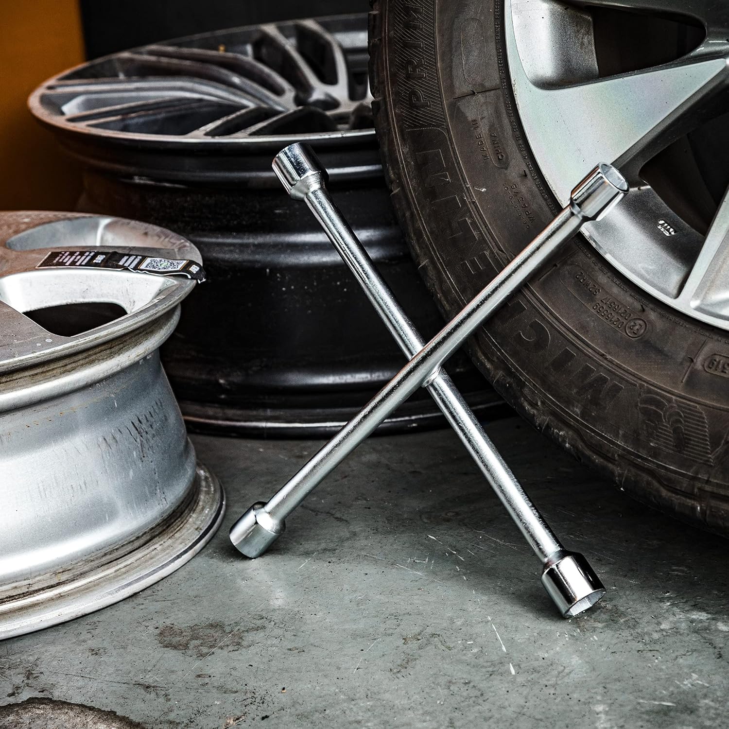 Buy CARTMAN 14 Inch Universal Heavy Duty Lug Wrench, 4Way Tire Iron