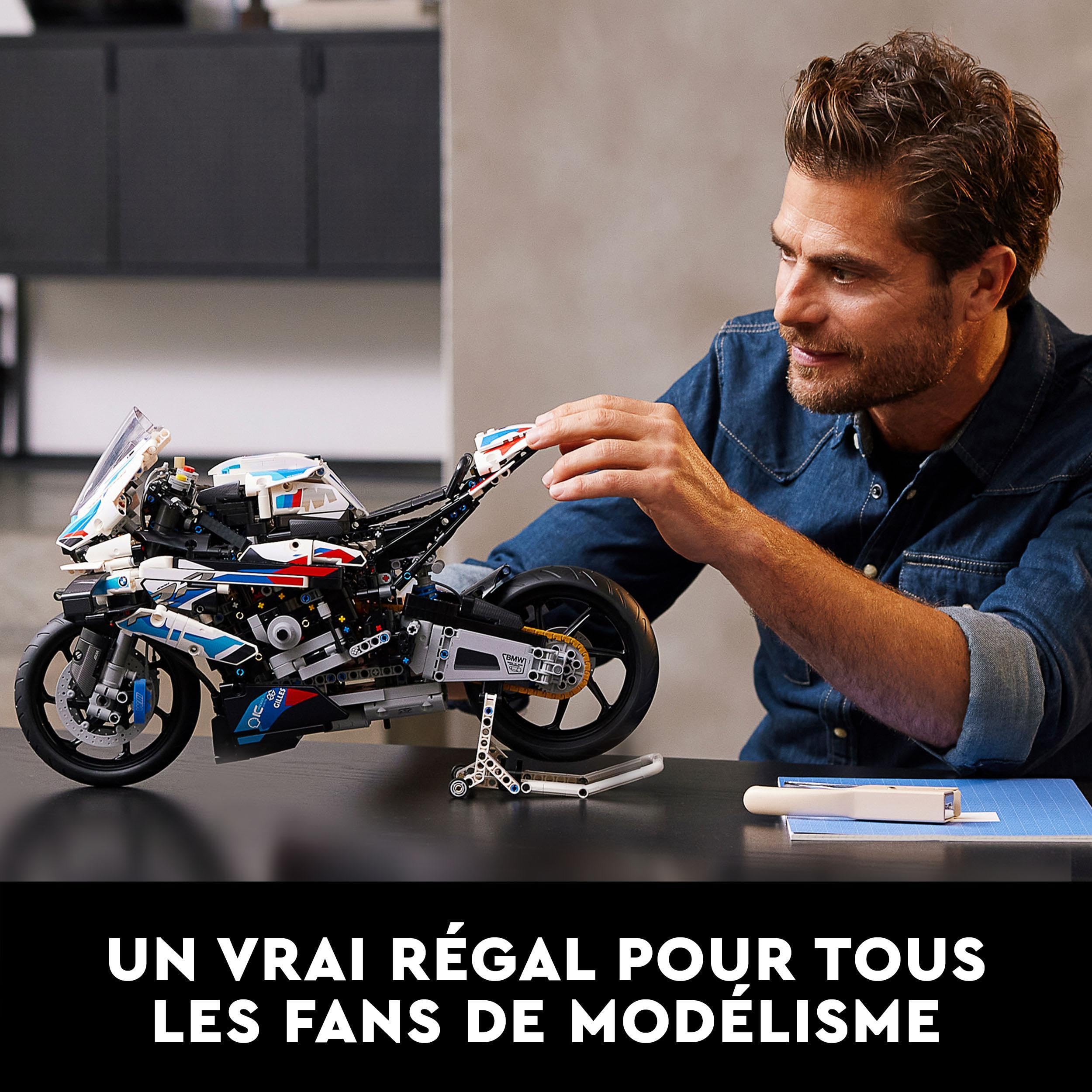 LEGO 42130 Technic BMW M 1000 RR Modèle Réduit de Moto Pour Adulte, Maquette Pour Construction et Exposition, Idée de Cadeau