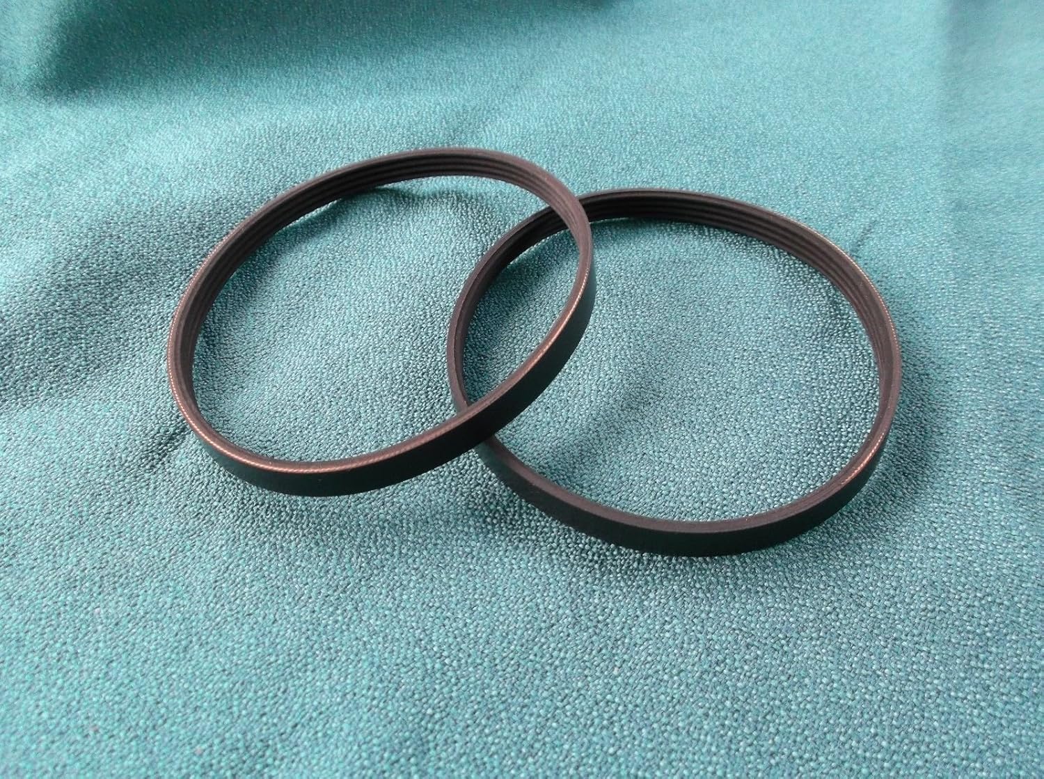 FOR AIR PUMP COMPRESSOR 4 RIB BELTS 2 NEW DRIVE BELTS 4PJ373 MADE IN USA