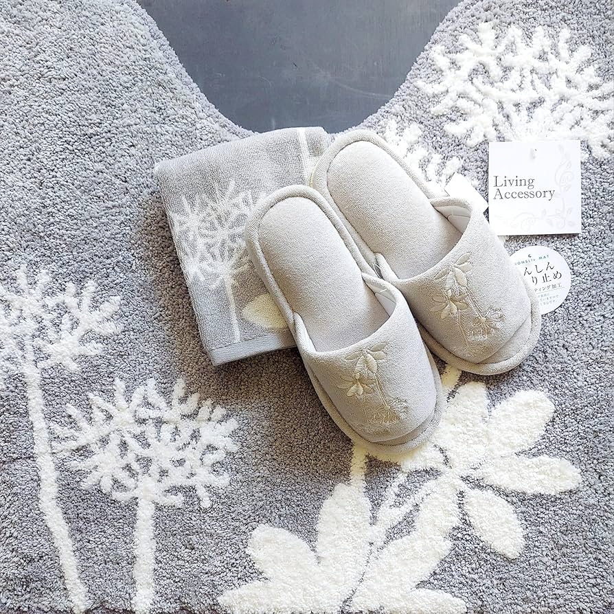 [新品未使用]トイレマット スリッパ 3点セット 楽天市場】トイレマット セット 3点 約60×60cm フタカバー