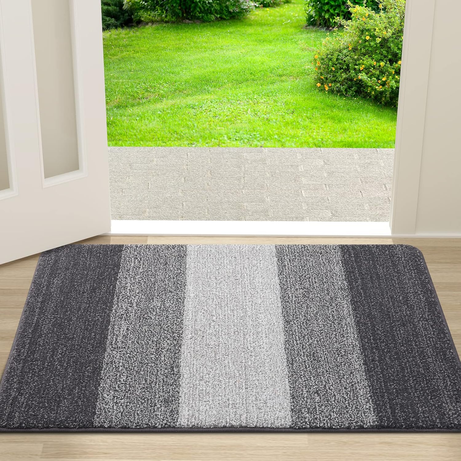 Kitinjoy Indoor Outdoor Door Mat, 30x17 Non-Slip Absorbent Dirt Trapper, Low-Profile Washable Inside Entrance Front Floor Mat, Sturdy Soft Entry Doormats for Entryway, Grey