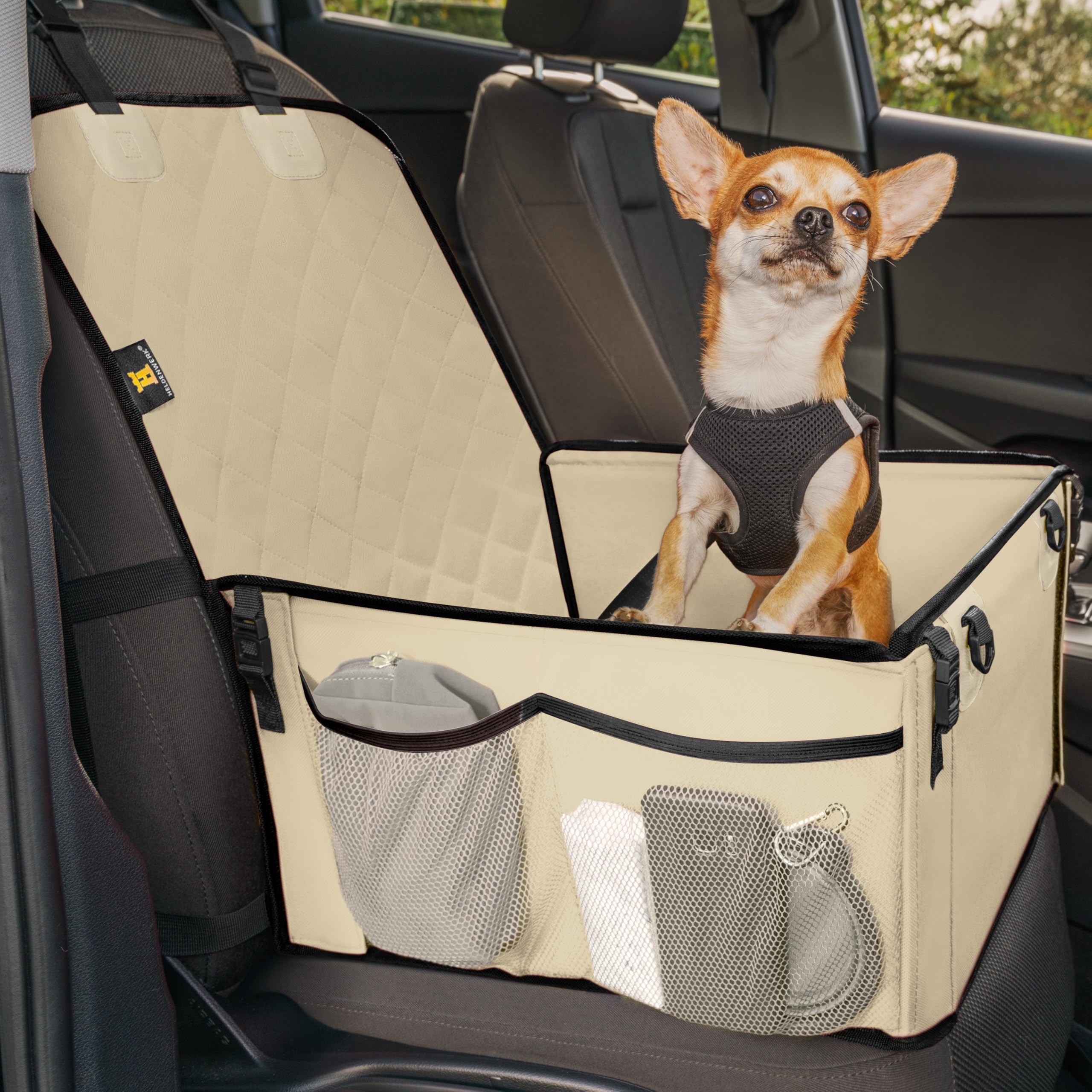 HELDENWERK Extra Stabiler Hunde Autositz -Verstärkte Wände und 5 Gurte - Wasserdichter Hundeautositz für Rück- und Vordersitz (Beige, Standardgröße)