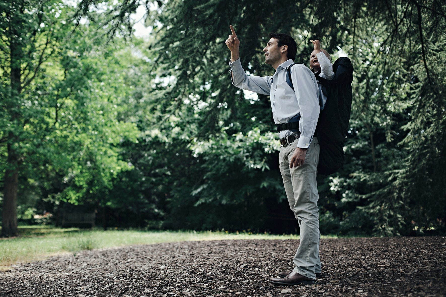 Babywearing: imbracatura impermeabile per tutte le stagioni e copertura del marsupio. Copertura universale per portare (NERO)