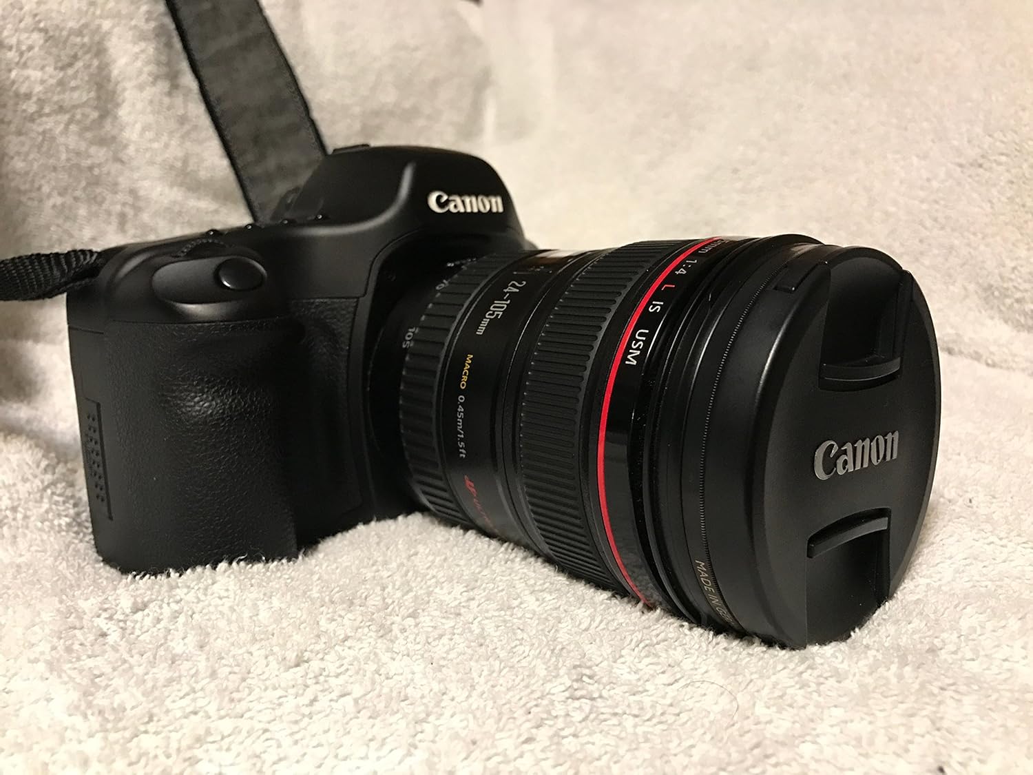 Canon EOS 5D 12.8 MP Digital SLR Camera with EF 24-105mm f/4 L IS USM Lens