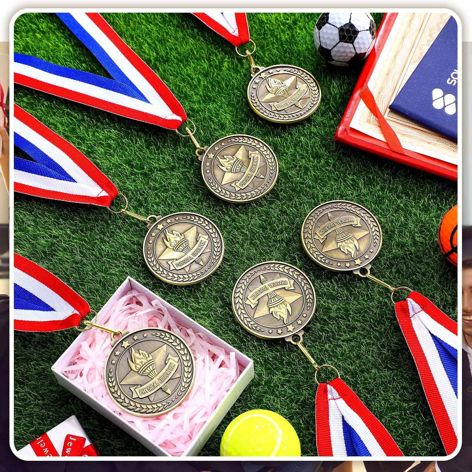 Quelay 30 medallas de premio de 2 pulgadas a granel con cintas para el cuello, trofeo de metal, regalo para torneos, competiciones, fiestas, niños y adultos (educación física)