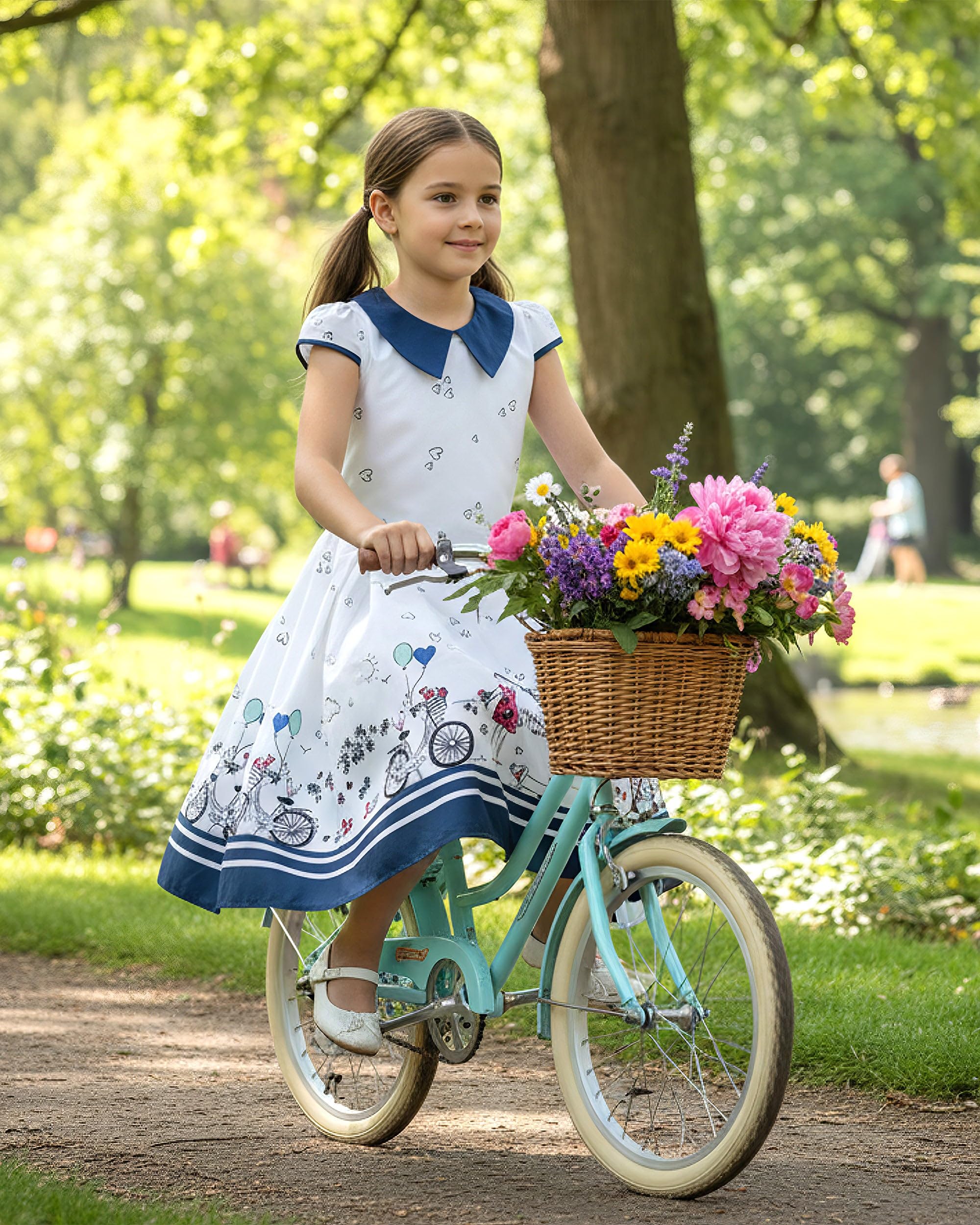BlackButterfly Mädchen Kleid Olivia Herzen Print | Faltenrock, Flügelärmel, Bubikragen, Motivdruck Am Saum, Gefüttert, Reißverschluss Hinten, 3-14 Jahre