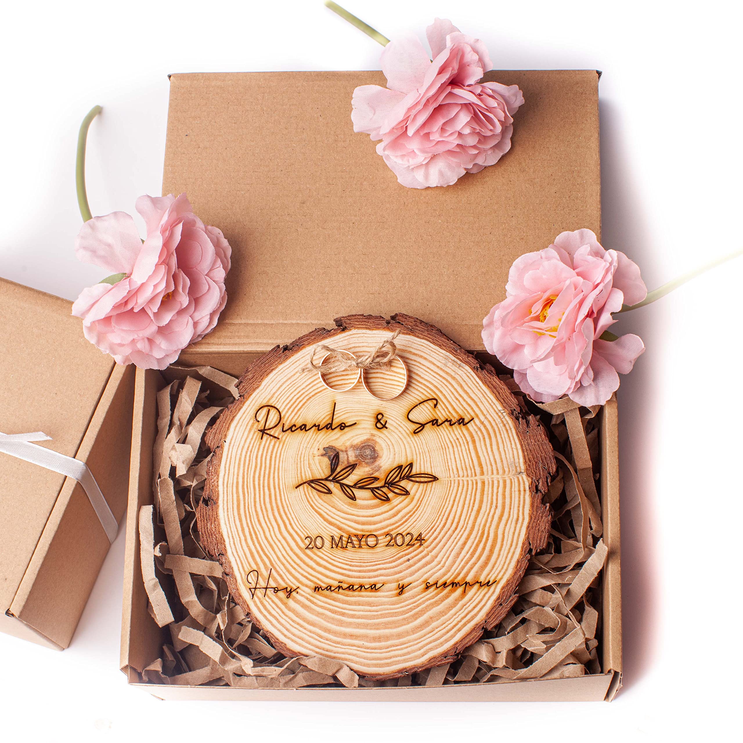 Handmade Porta Alianzas Personalizado - Porta Anillos Boda - Detales de Boda Personalizados Porta anillos de boda grabado en madera Olesea