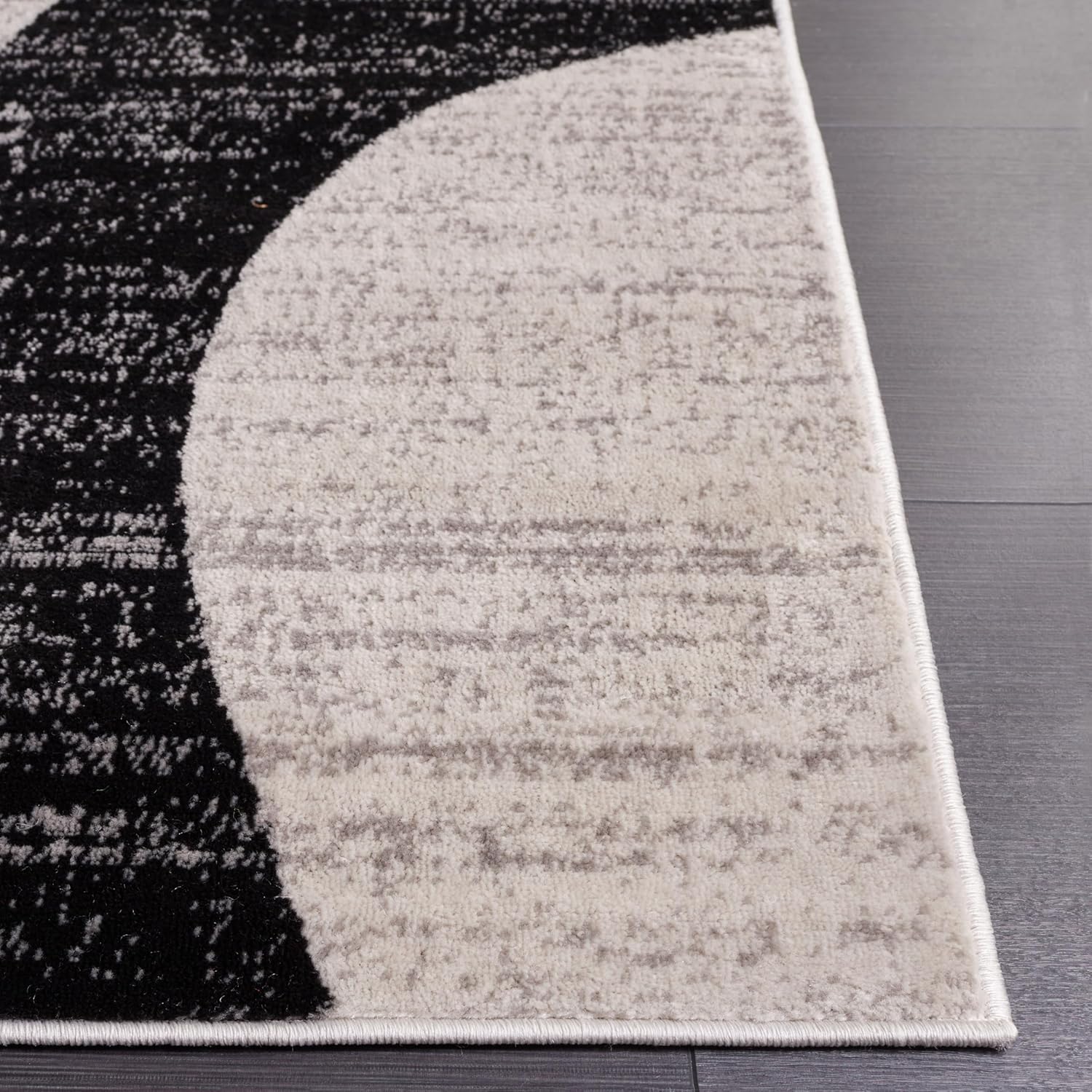 SAFAVIEH Skyler Collection Runner Rug - 2' x 8', Ivory Grey & Black, Modern Design, Non-Shedding & Easy Care, Ideal for High Traffic Areas in Living Room, Bedroom, Dining (SKY115A-28)