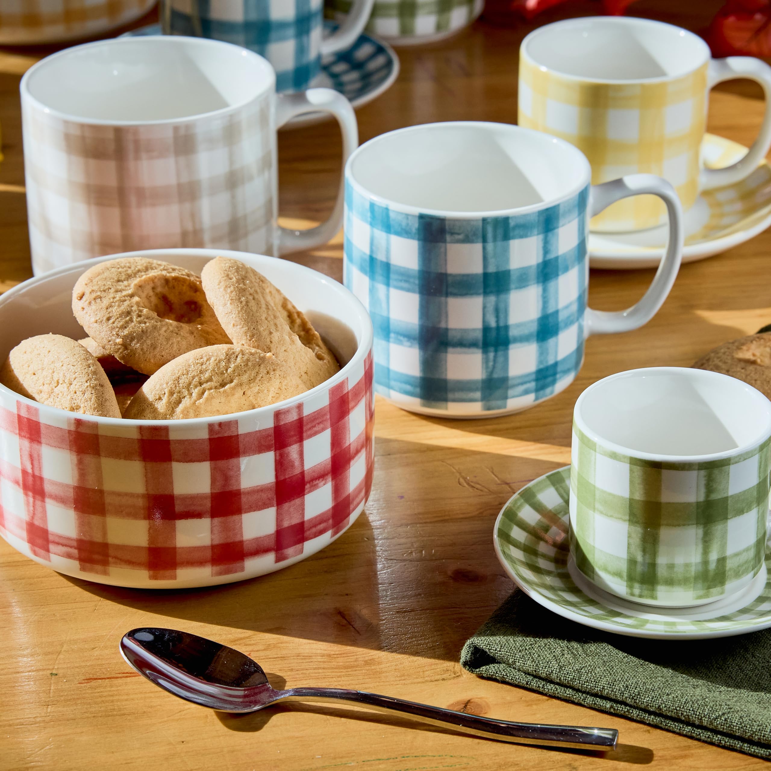 Tognana Caledonia, paquete de 6 tazas de té con platillo, new bone china, multicolor