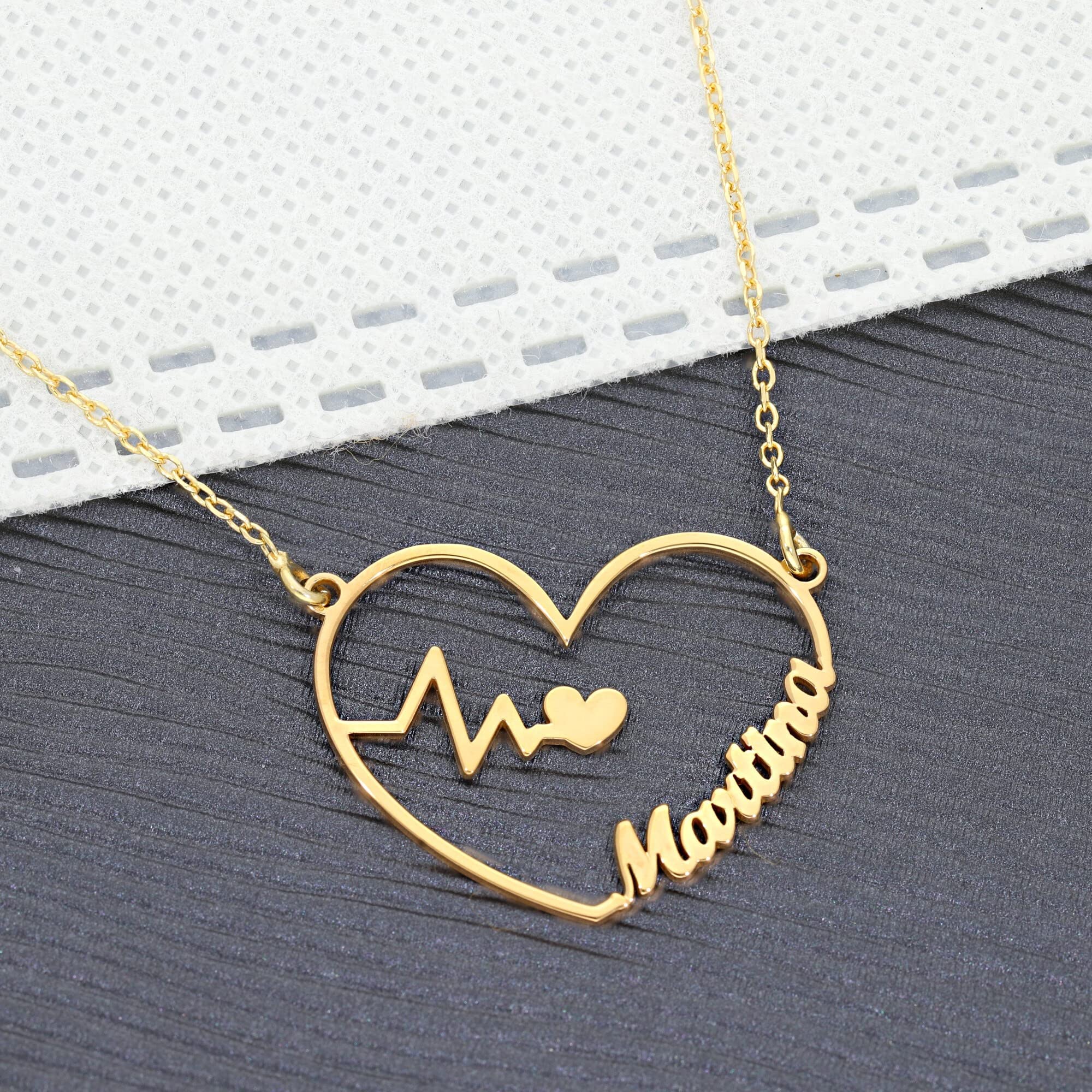 Colgante Corazón Personalizado - Plata de Ley 925/1000 con Baño en Oro 18Kt para Mujer o Niña con Cadena Forzada en 45cm + 3cm de Alargador – Collar Corazón Electro para Enamorados