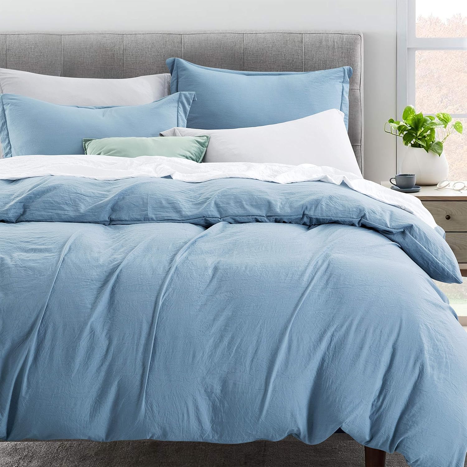 Newspin Duvet Cover Full/Queen Ultra Soft Double Brushed Microfiber 100% Washed Lightweight Comforter Cover with Hidden Zipper Closure - 3 Piece Full/Queen Duvet Cover, Light Blue