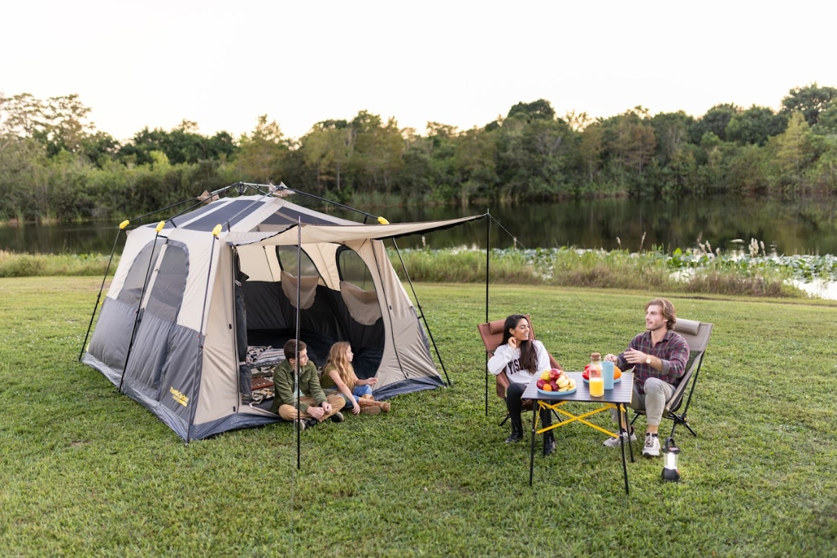Amazon.com : FanttikOutdoor Zeta C8 Apex Camping Tent, 8 Person
