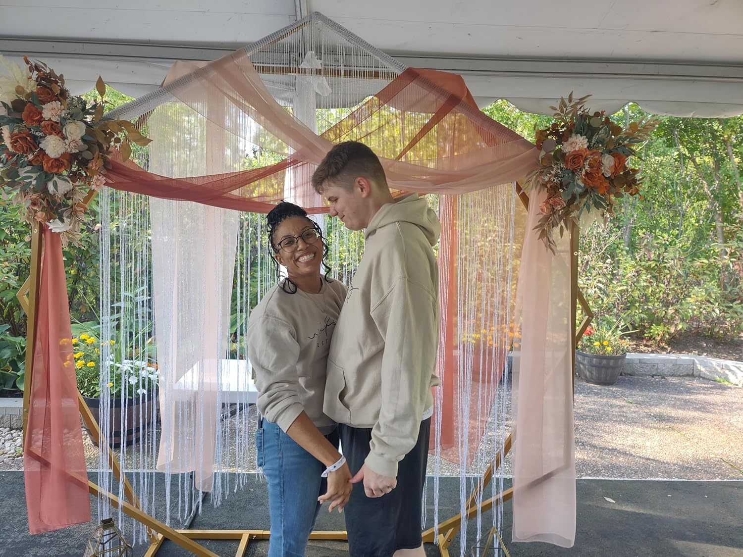 Funky Junque Bachelorette Party Hair Ties 12 Pack, 1 Bride (White), 11 Bridesmaid (Black) Hairties