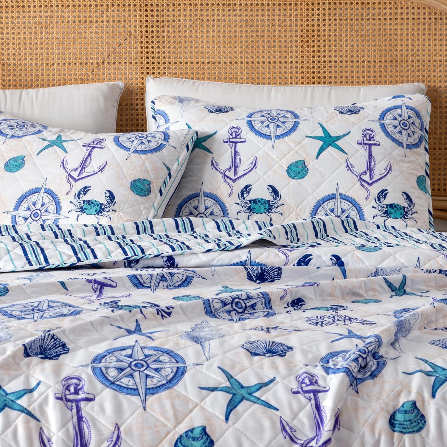 Great Bay Home Coastal Quilt Set - 3-Piece King/California King Size Blue Nautical Bedding Set - Lightweight, All-Season, Reversible Bedspread (Nautical Motif) - Image 2