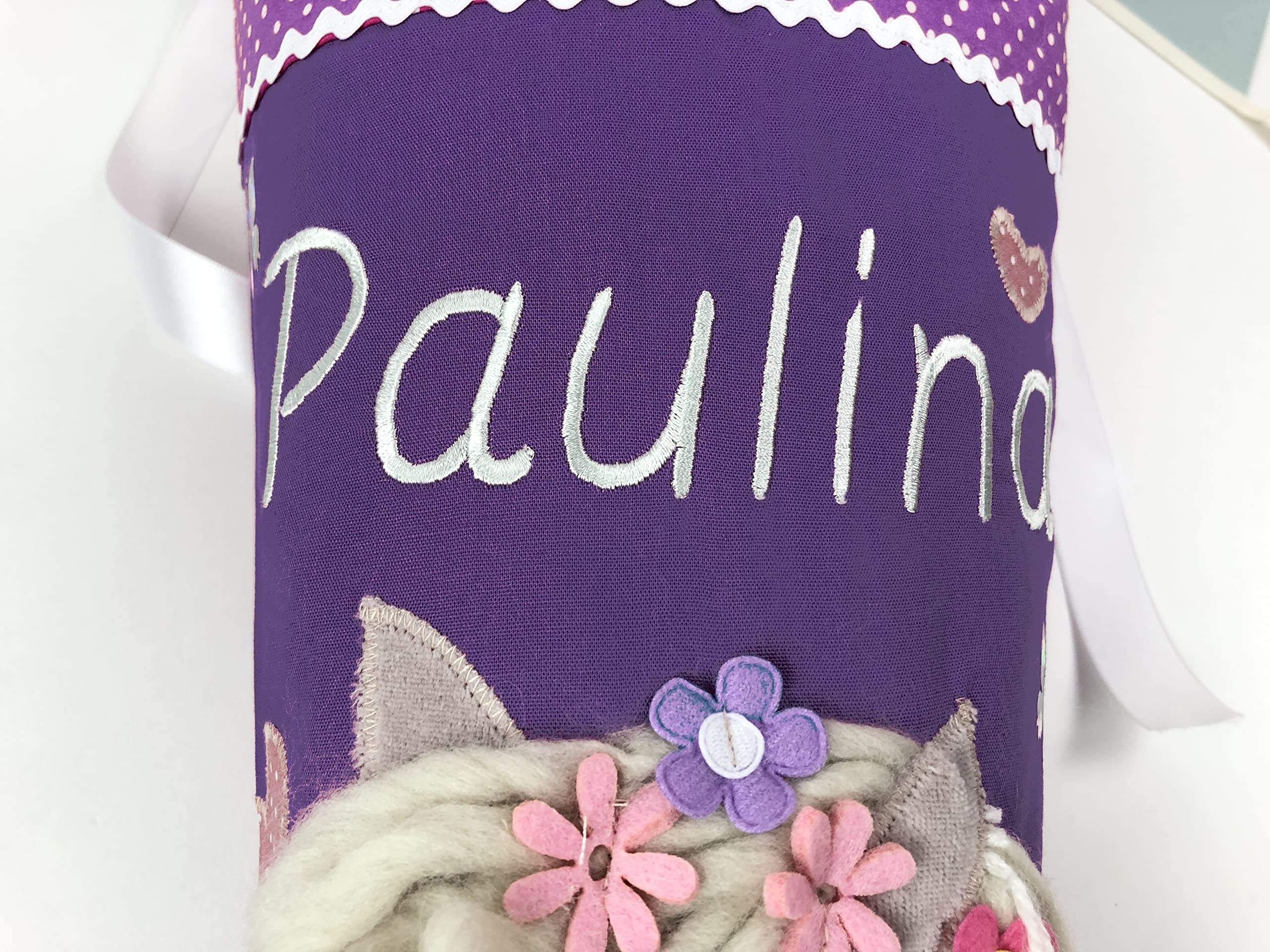 Schultüte/Zuckertüte Pferd mit Namen in lila zur Einschulung für Mädchen, aus Stoff, mit Kissen bestellbar