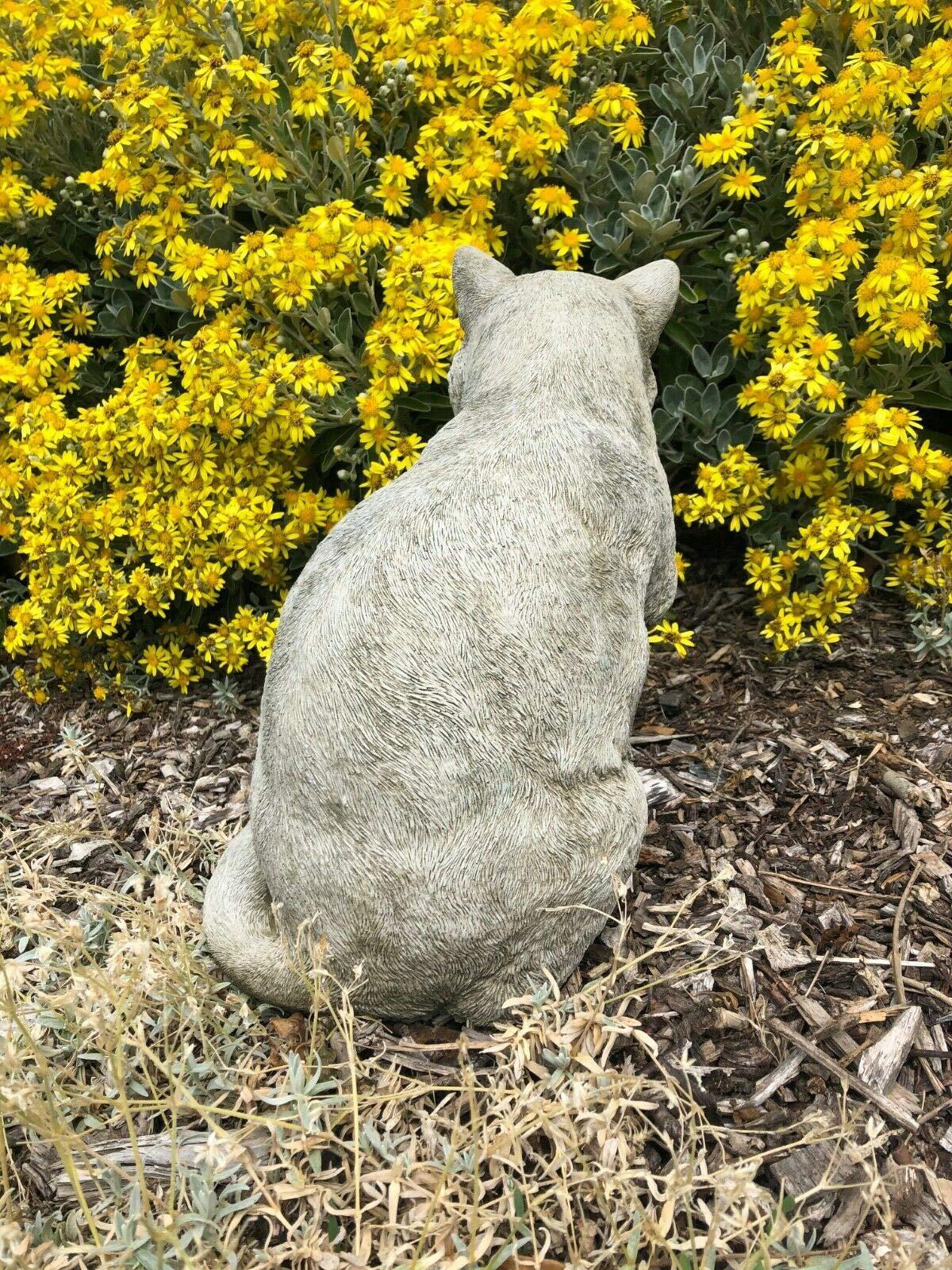 Statua di gatto Preening | Decorazione ornamentale da giardino in pietra ricostituita