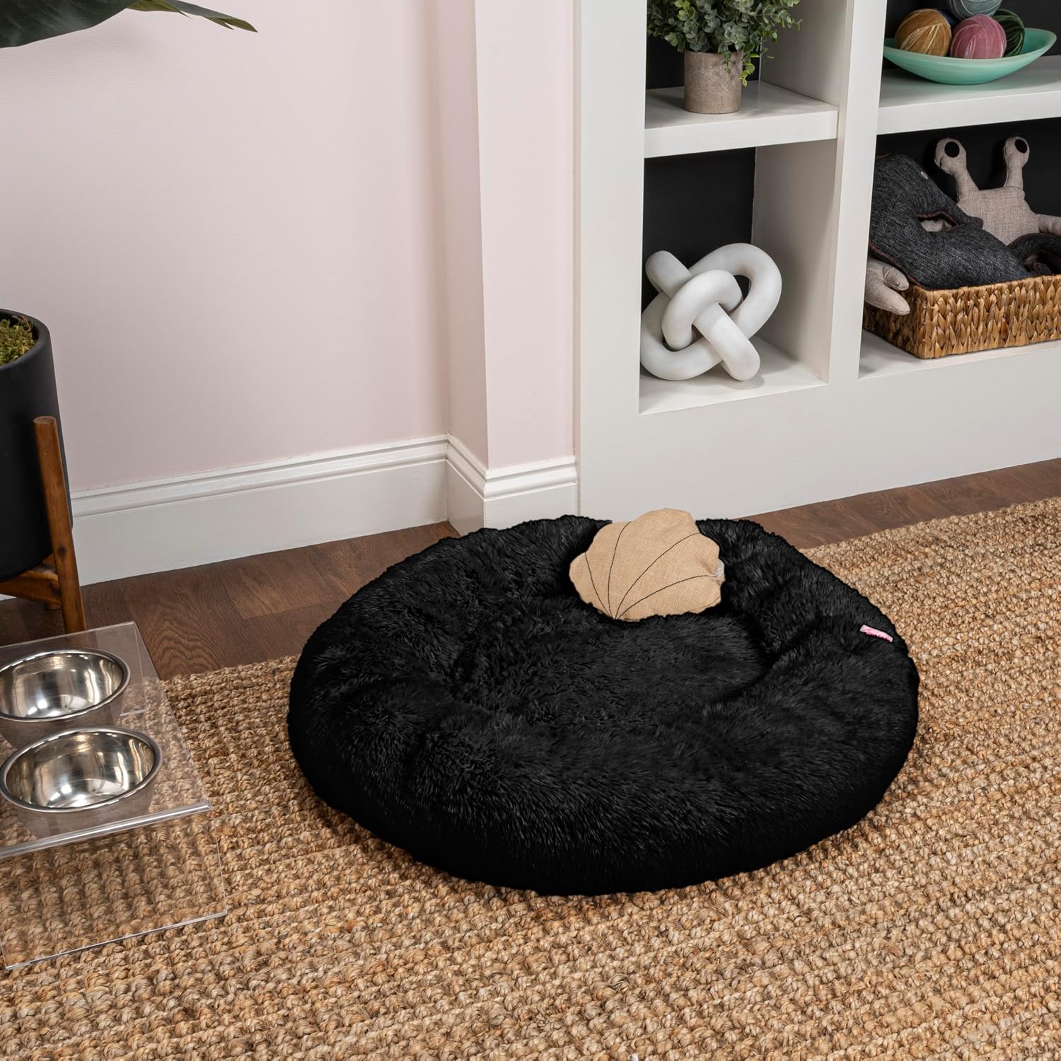 DBD3003D-XS Maisie 19" x 19" Bohemian Glam Faux Fur Round Fluffy Calming Donut Pet Bed with Washable Cover, Ink