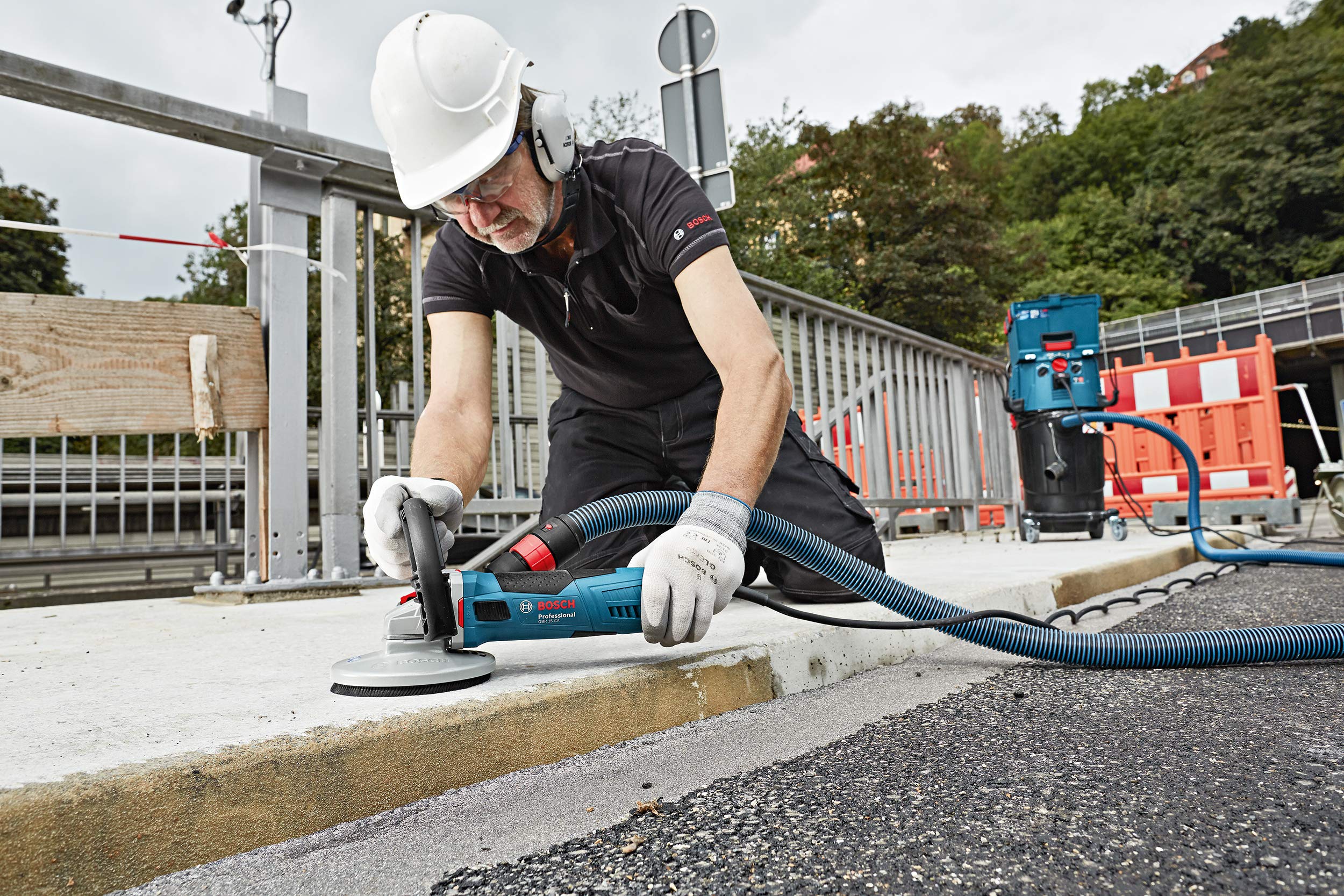 Bosch Professional 1x Meule Assiette Diamantée Standard for Concrete (pour béton, 125 x 22,23 x 5 mm, accessoires meuleuse angulaire)