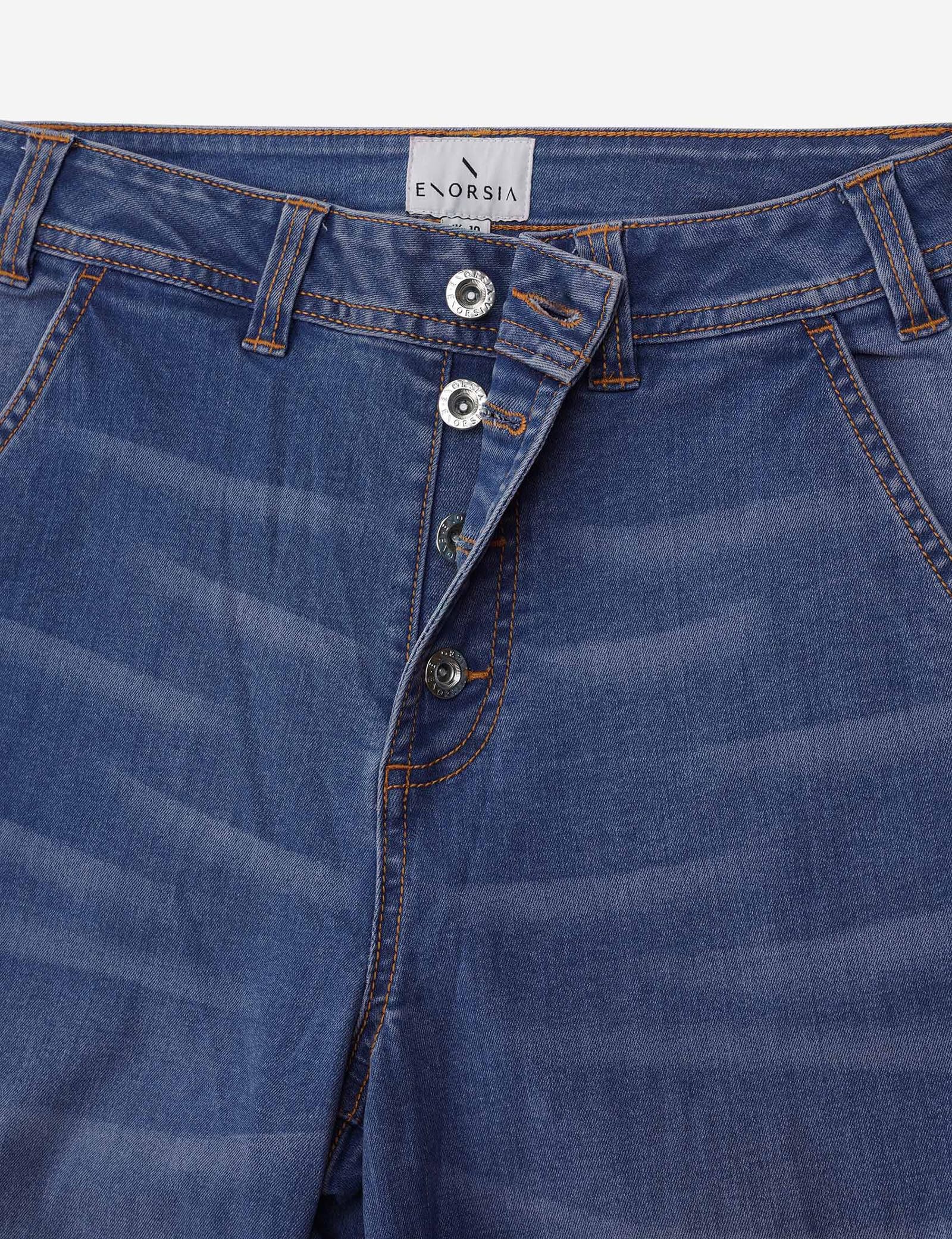 Jupe-culotte en jean taille haute pour femme avec quatre poches, fermeture à bouton sur le devant, tissu extensible et jupe-culotte à jambe large