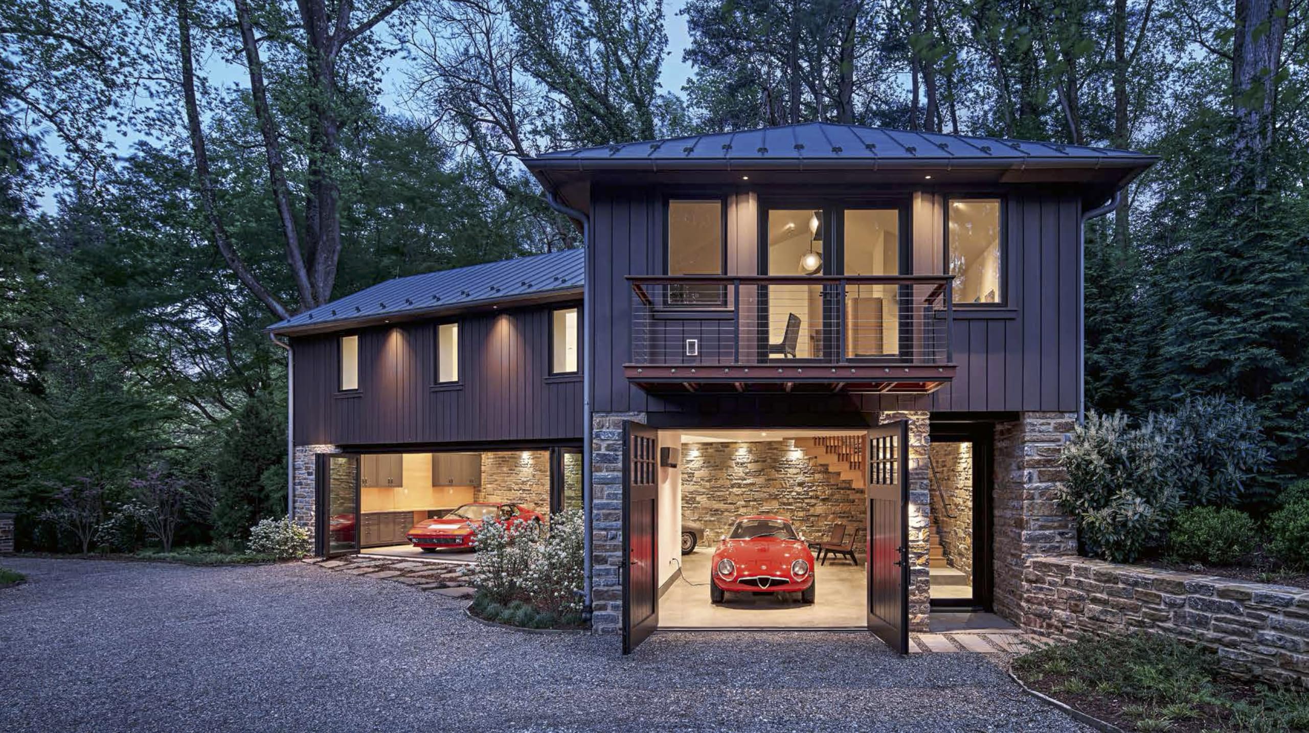 Houses and Cars : Where Dreams are Parking /anglais