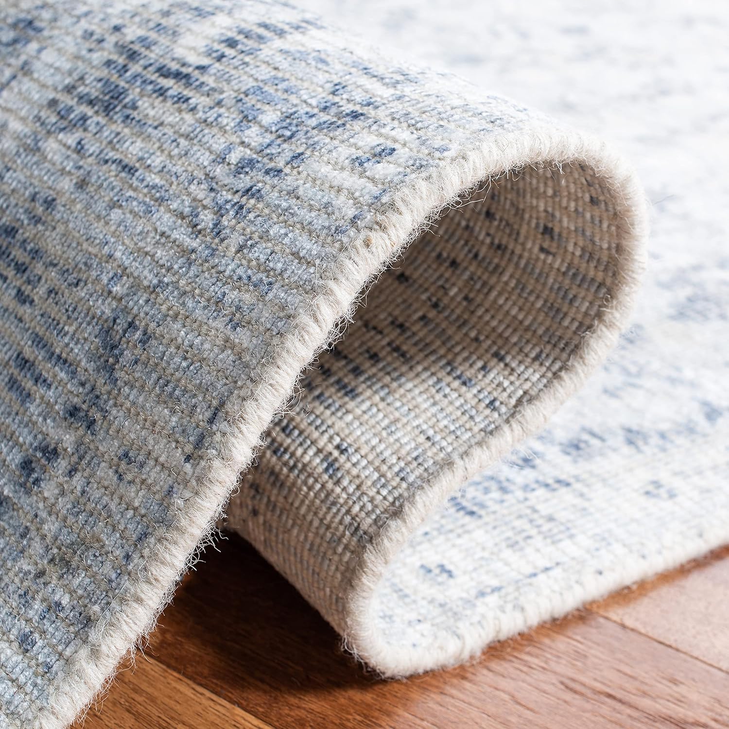 SAFAVIEH Restoration Vintage Collection Area Rug - 9' x 12', Ivory & Blue, Handmade Distressed Wool & Viscose, Ideal for High Traffic Areas in Living Room, Bedroom (RVT704A)