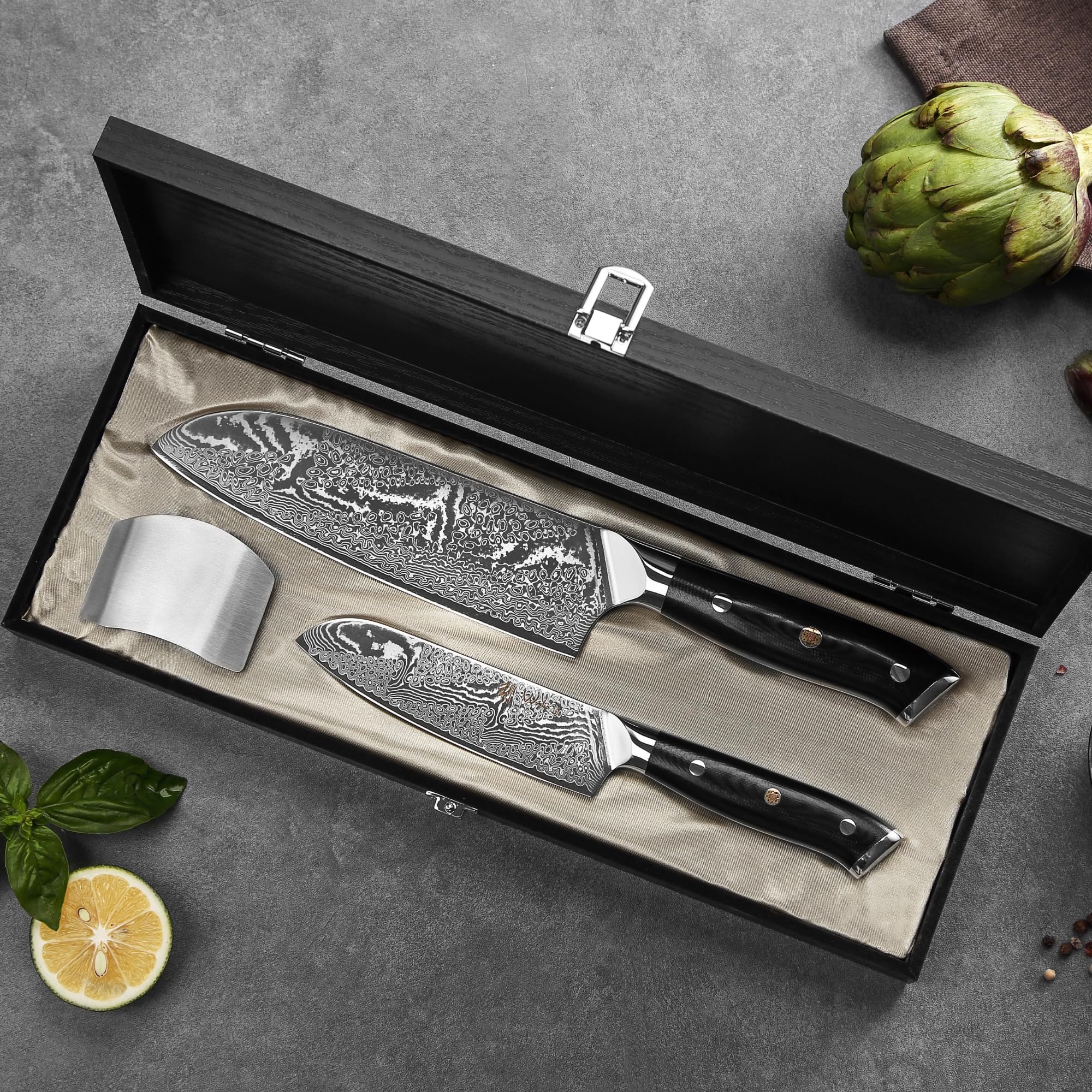 WAKOLI Nitoko Set de 2 Couteaux Santoku de Cuisine Professionnels en Damas | lames de 18 et 12,5 cm, noyau VG10 à 67 couches, manches en G10, lame intégrale, avec protège-doigts, élégant coffret en bois
