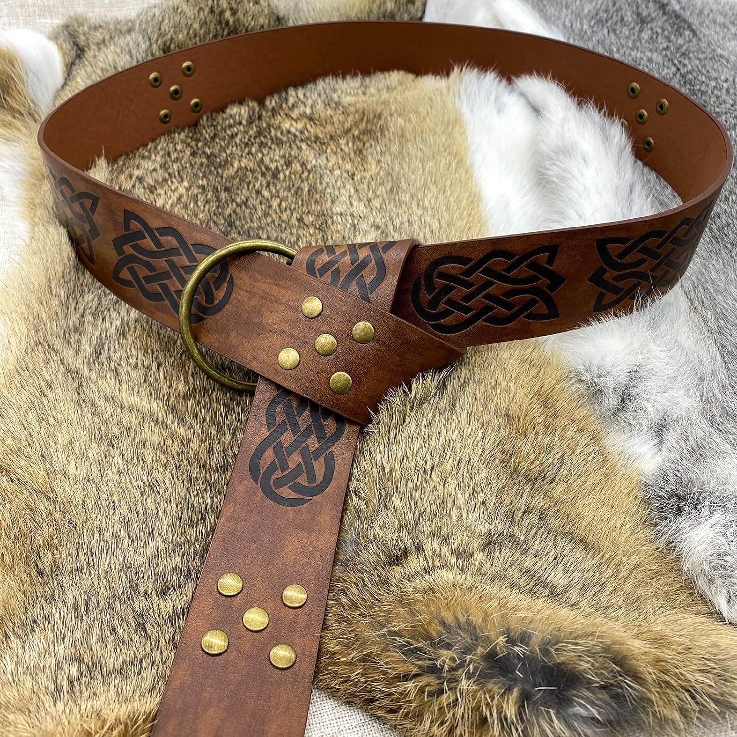 HiiFeuer Medieval Embossed PU Leather O-Ring Belt, Retro Renaissance Knight Belt - Image 3