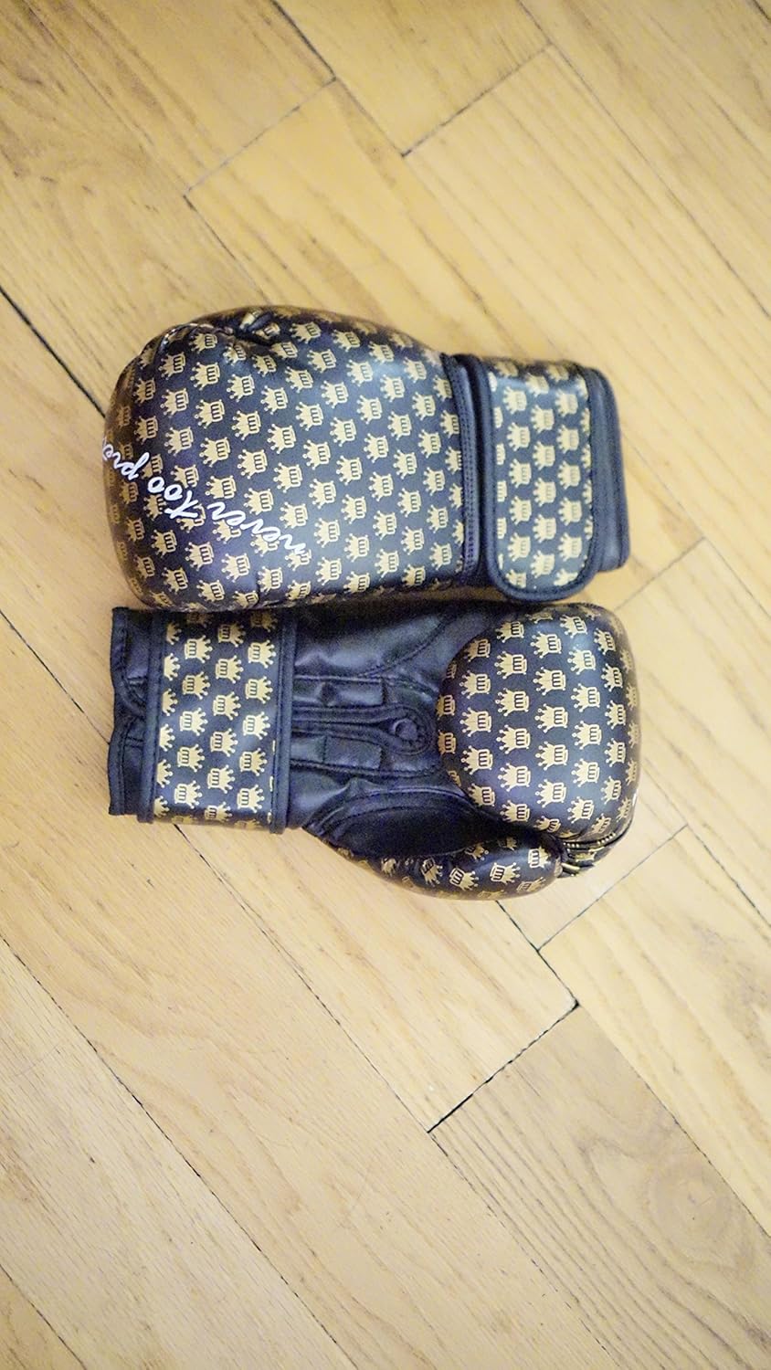 Black Boxing Gloves (16oz)