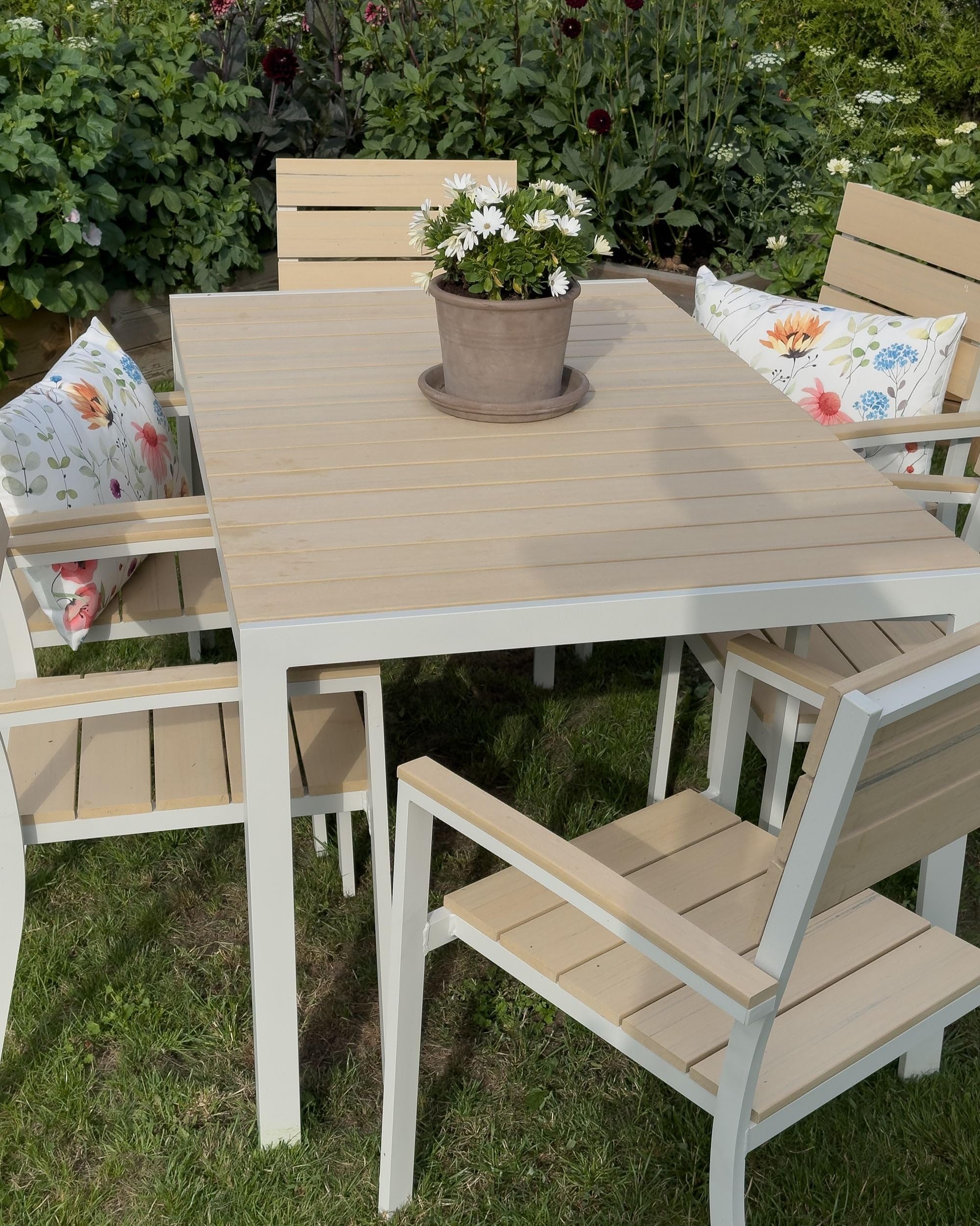 Tavolo da Giardino in Alluminio Beige e Bianco a 6 Posti Stile Moderno