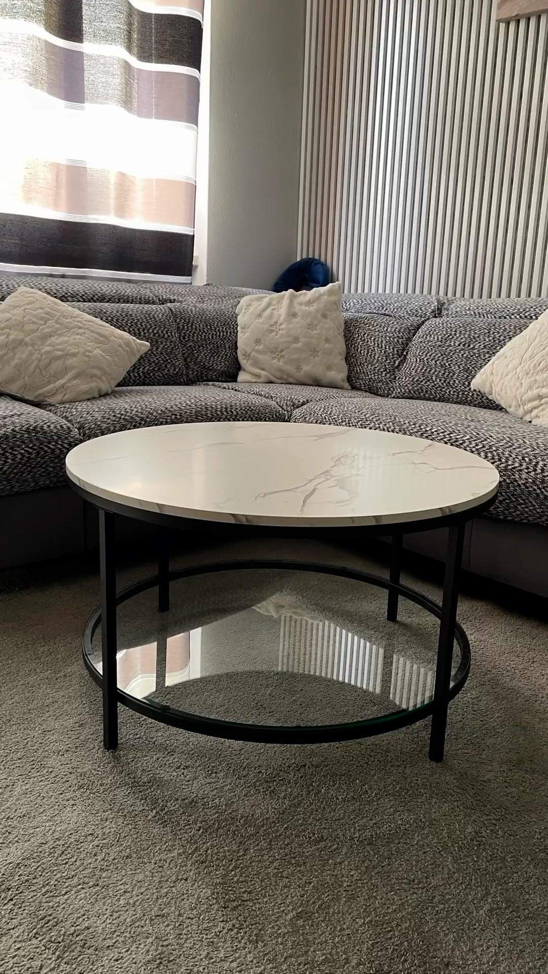 Grijze VASAGLE Bijzettafel, Nachtkastje Met 2 Verstelbare Rasterplanken Salontafel In Industriele Uitvoering Voor Woonkamer Slaapkamer Gang Kantoor Stal Eenvoudige Montage Groen Zwart Let023b02