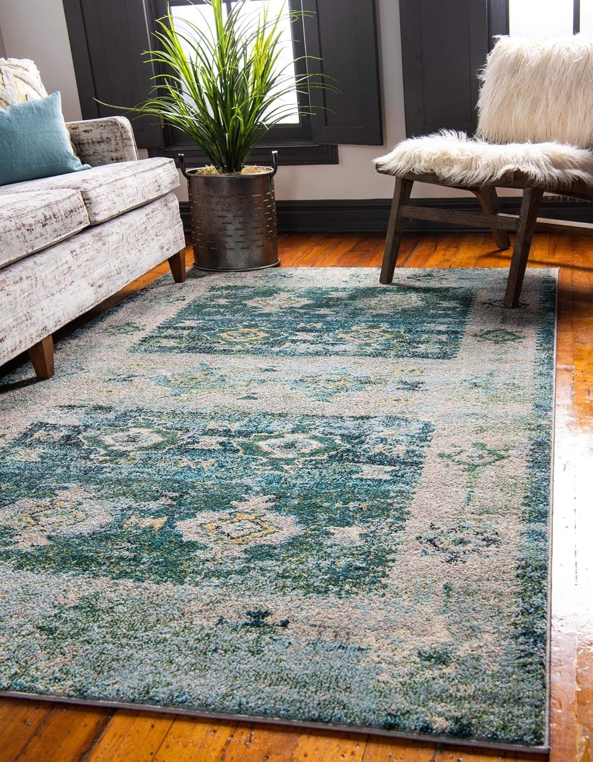 El Paso Collection Rug 4' x 6' Green Medium Rug