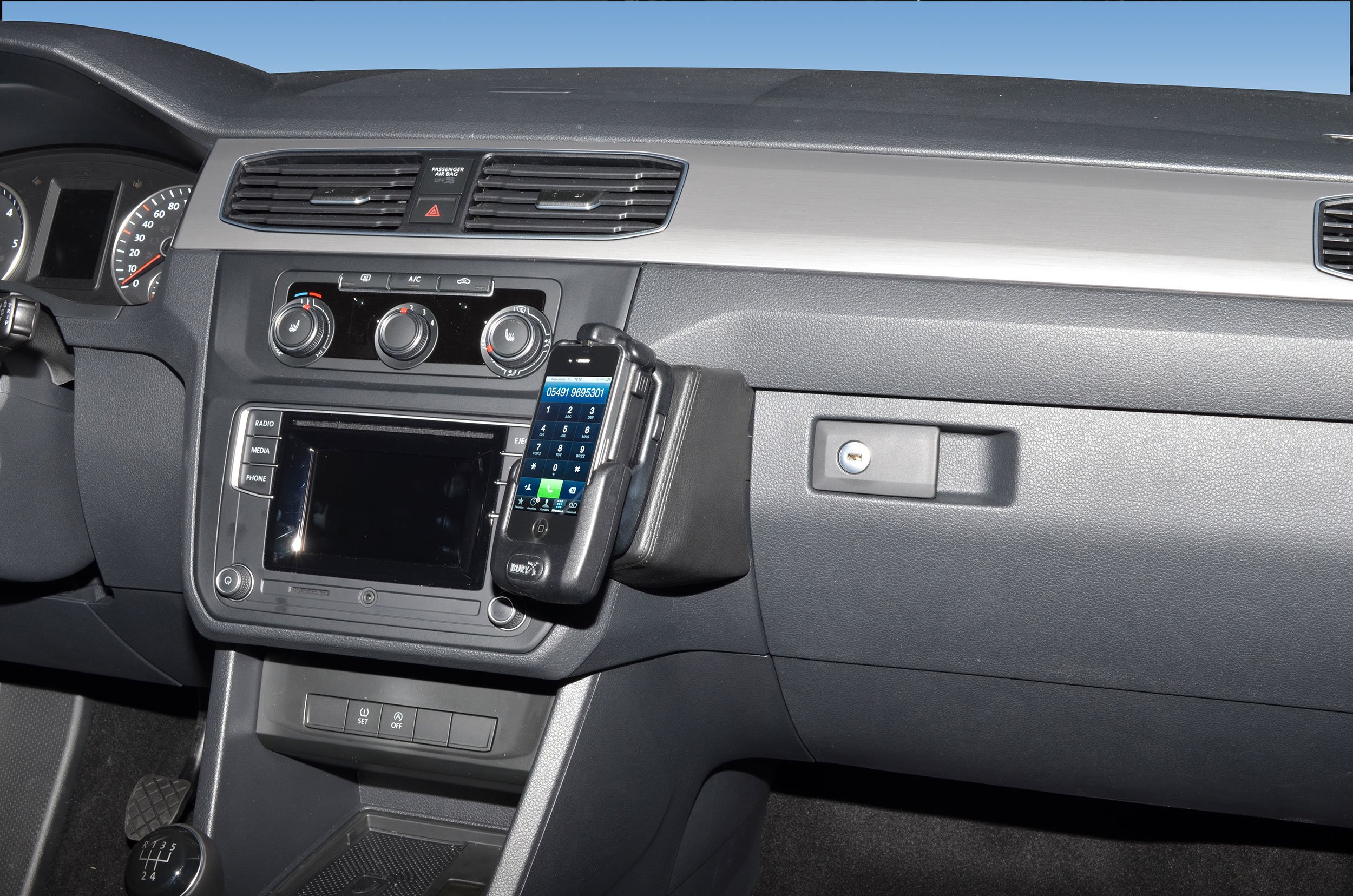 KUDA Uchwyt na telefon komórkowy pasujący do VW Caddy od 2015 roku – konsola telefoniczna do smartfonów, telefonów komórkowych, nawigacji i innych – konsola z prawdziwej skóry, czarna, 1970