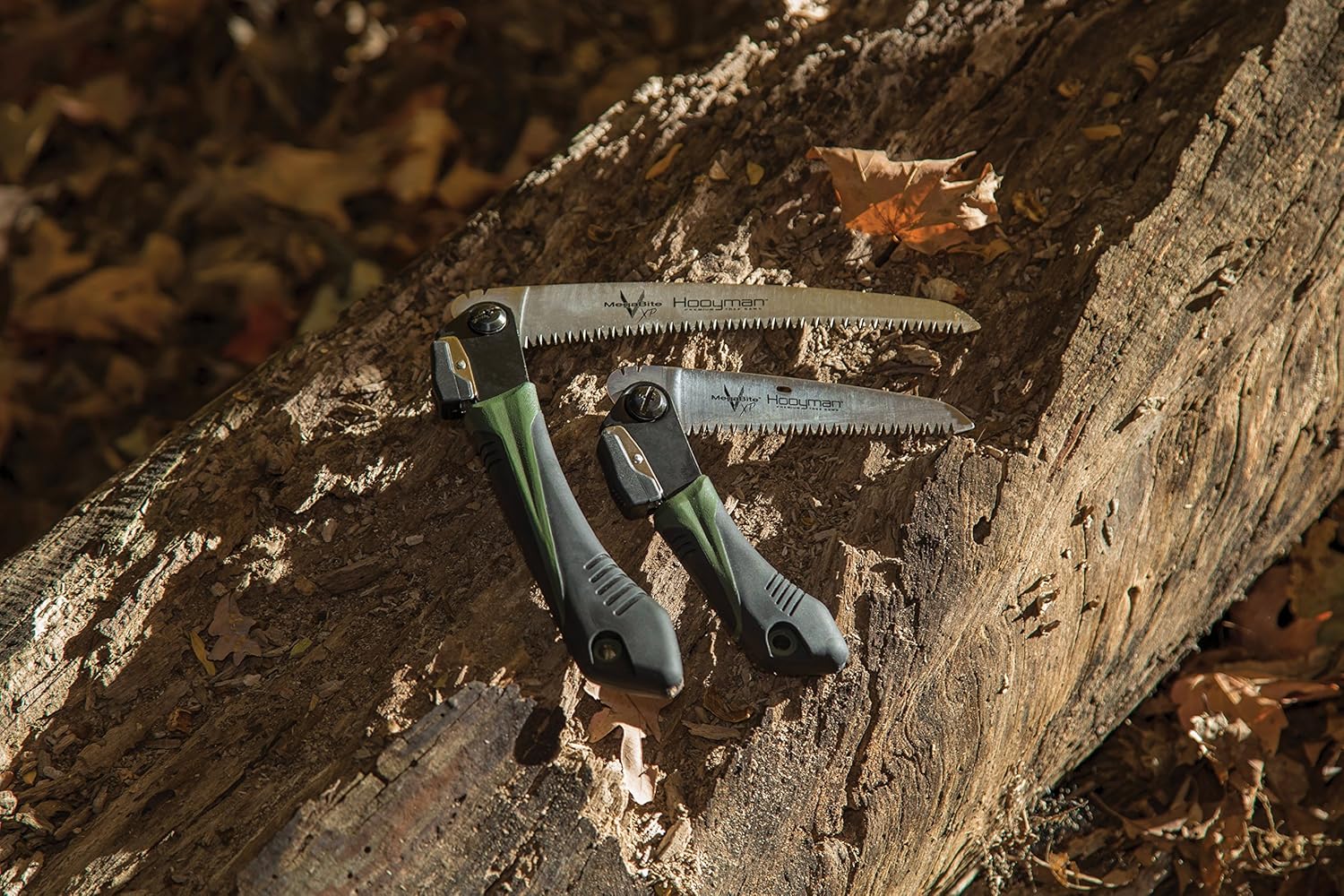 Hooyman MegaBite Handsaw and Hunter’s Combo Bone Saw with Heavy Duty Construction, High Carbon Steel Blade, Impulse Hardened Teeth, and Ergonomic Over-Molded Handle for Camping, Hunting, and Outdoors