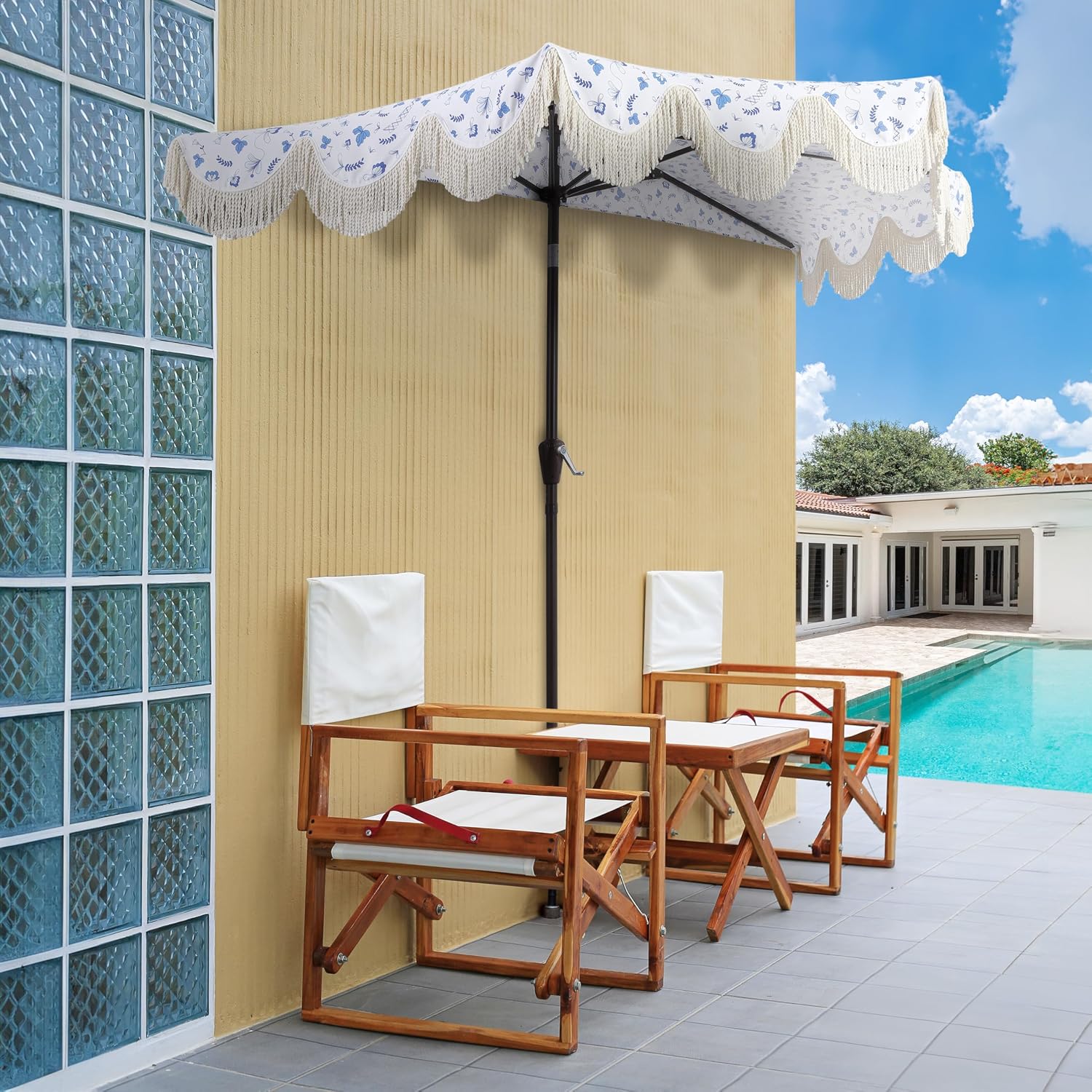 JONATHAN Y Beverly 9 ft. Coastal Blue and White Chinoiserie Half Patio Umbrella with Scalloped Fringe, Crank Lift, and Manual Tilt for Balcony, Dark Brown Pole UMB1201G