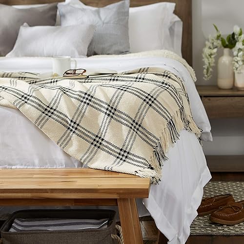 Miniatura 4 de DII Modern Farmhouse Plaid Collection - Manta de algodón con flecos, 50 x 60 pulgadas, color blanconegro