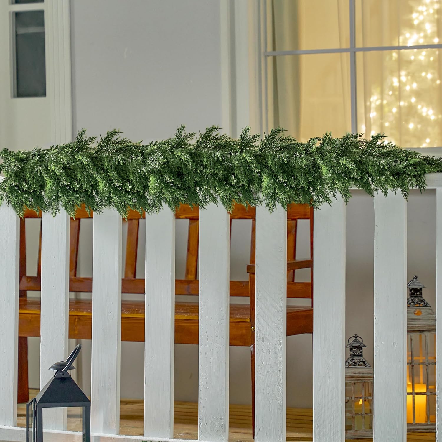 JOYIN 6 FT Cedar Christmas Garland, Realistic Pine Designed Thick Lush & Bendable, Green Christmas Garland for Mantle, Table, Porch, Indoor, Xmas Party Decorations