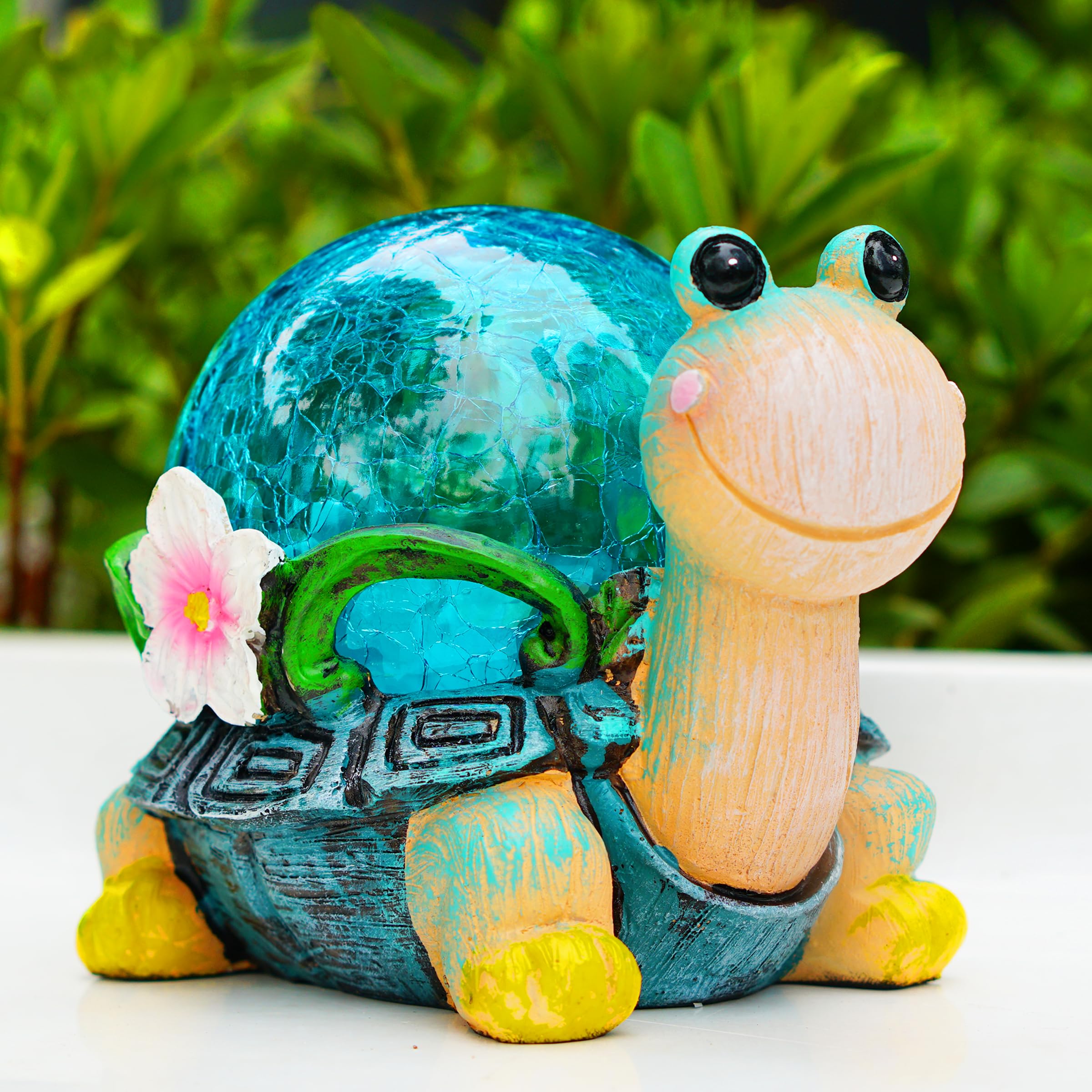 SunKite Garden Turtle Outdoor Statues Solar Garden Lights Resin Snail Figurine Garden Decorations for Patio Yard Lawn Ornament Housewarming Birthday Gift for Mom