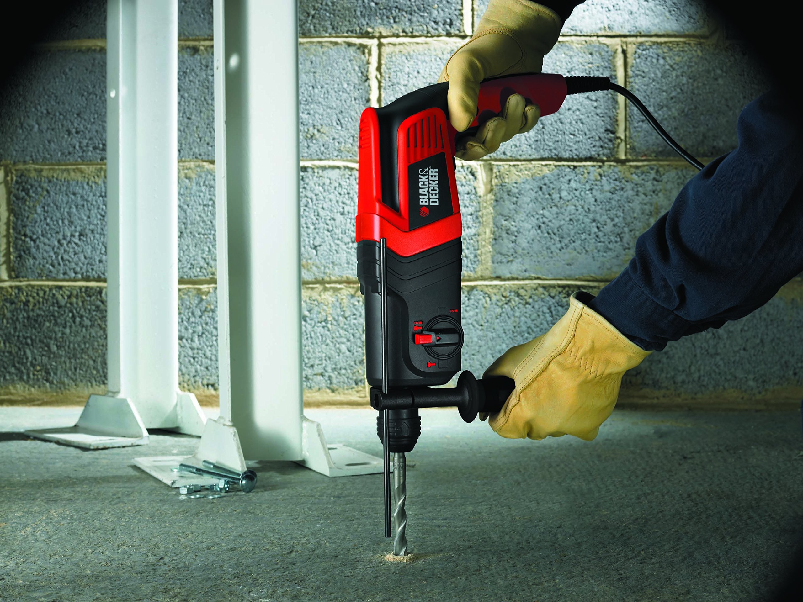 Black+Decker KD860KA-QS Martillo electroneumático con maletín (600 W, 230 V)