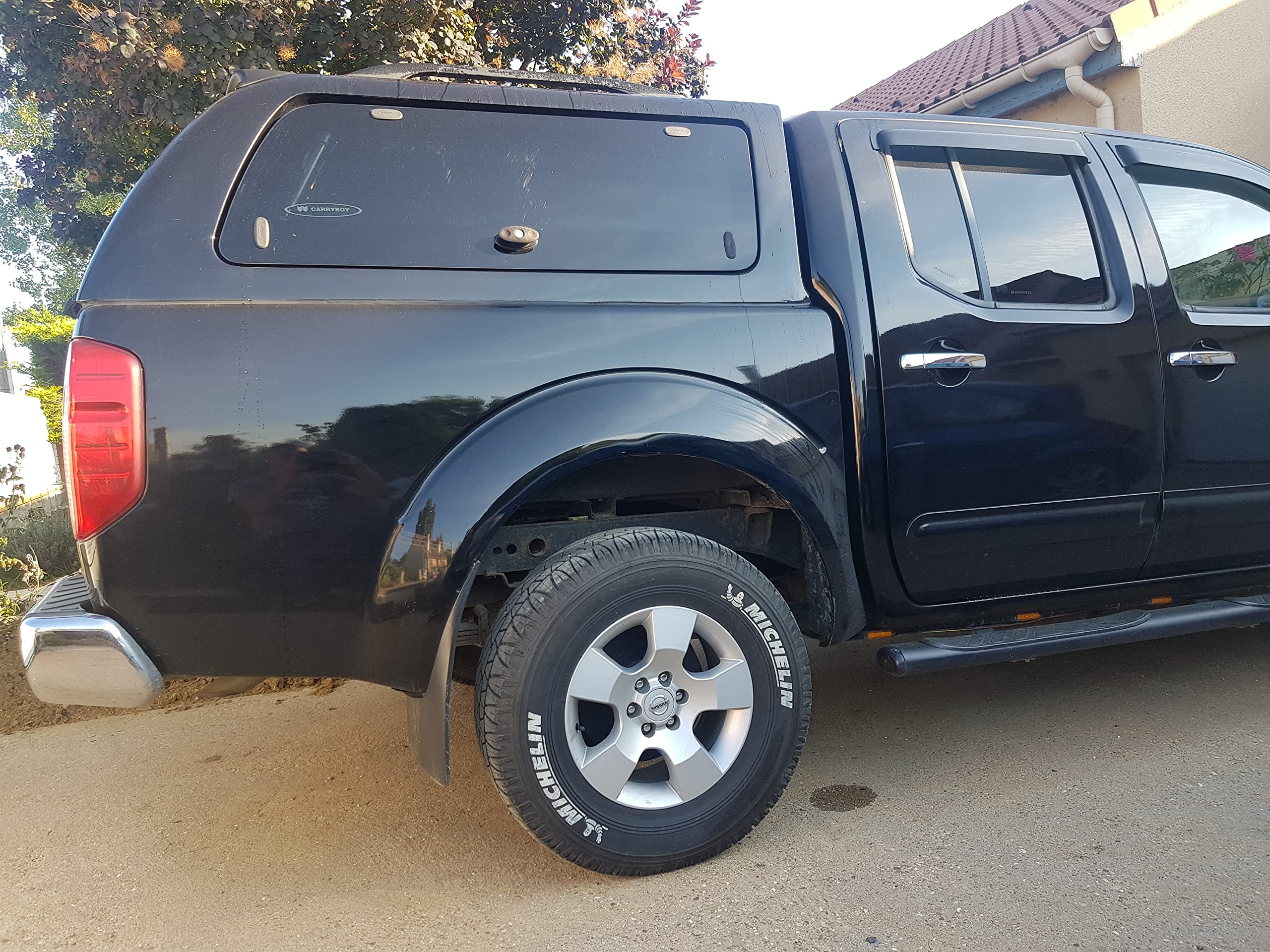 JINGLINGKJ 51 mm Abstandshalter für die Hinterradaufhängung Hebe-Sets für Navara D40 für NP300 für Frontier für Navara Brute für Equator für ALT 2005–2014 Raise-Adapter Federbeinfeder 2 Stück (hinten)