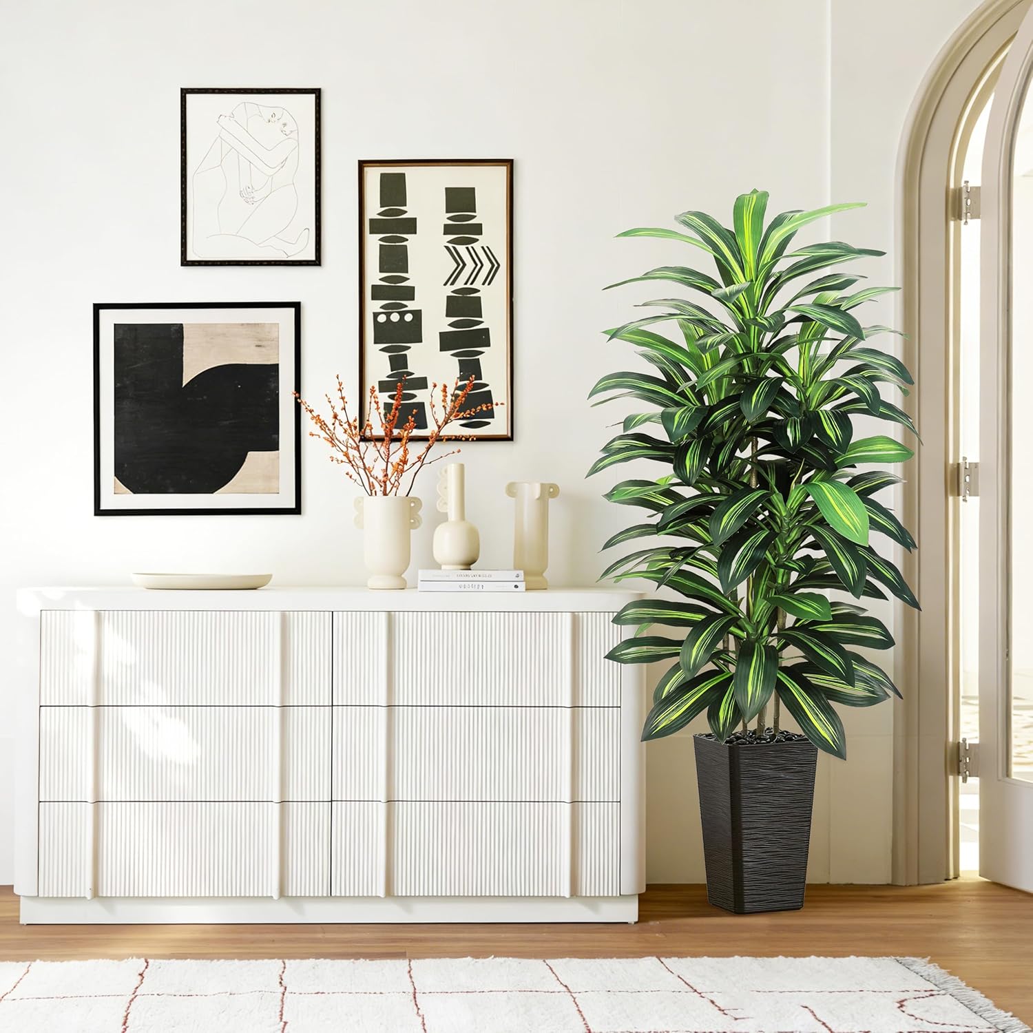 Artifical Dracaena Tree Indoor, 5FT Tall Fake Floor Plants with Black Planter & Pebbles, Fuax Silk Yucca Tree for Home Office Living Room Bedroom Farmhouse Modern Outdoor Topiary Tree - Image 8