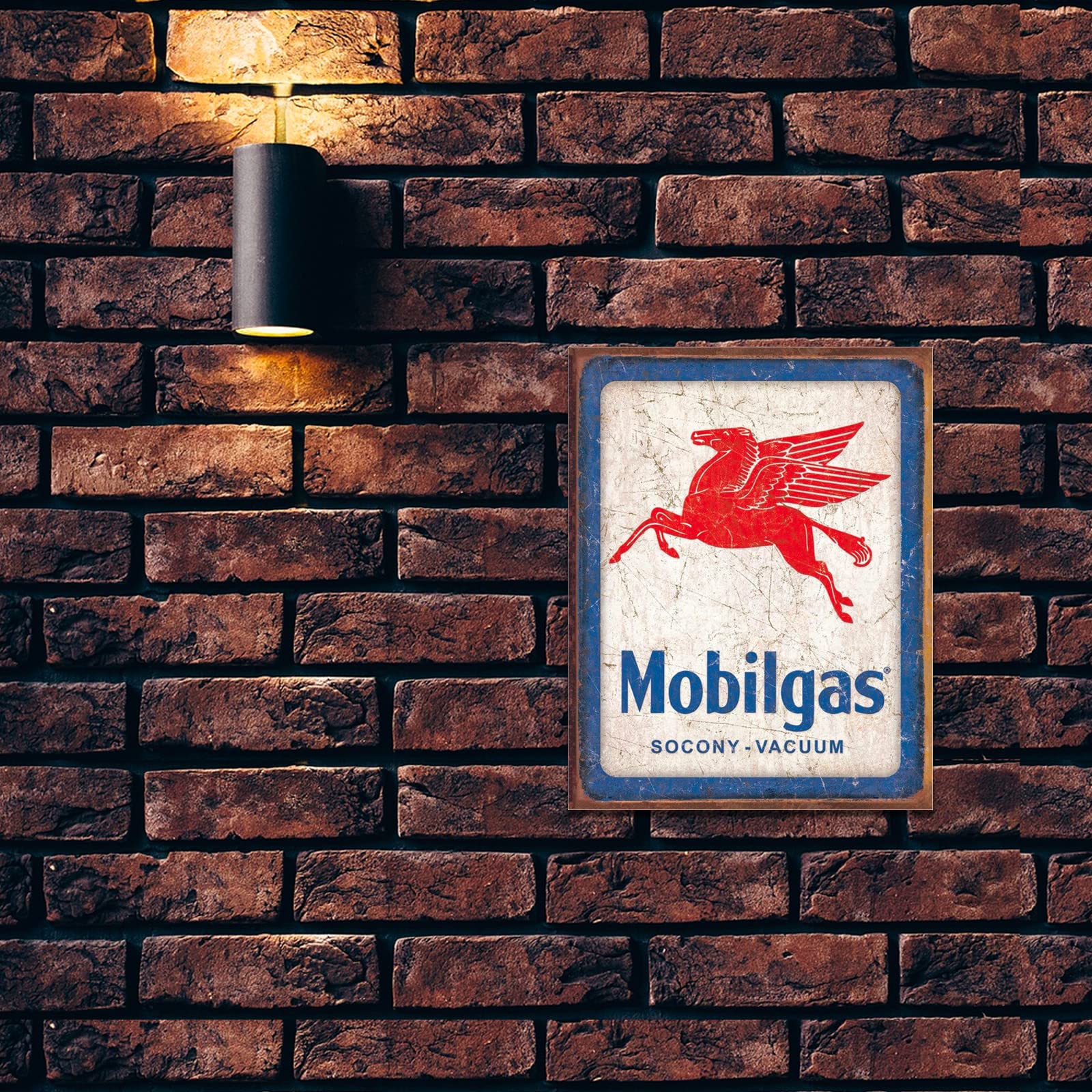 Amazon.com: Desperate Enterprises Mobilgas Pegasus Tin Sign